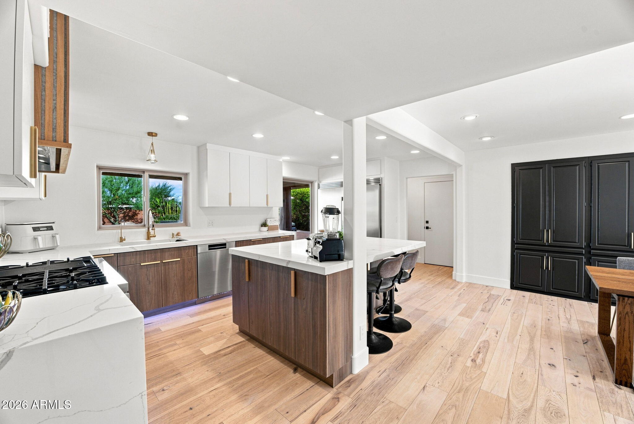 9827 N 65TH Place