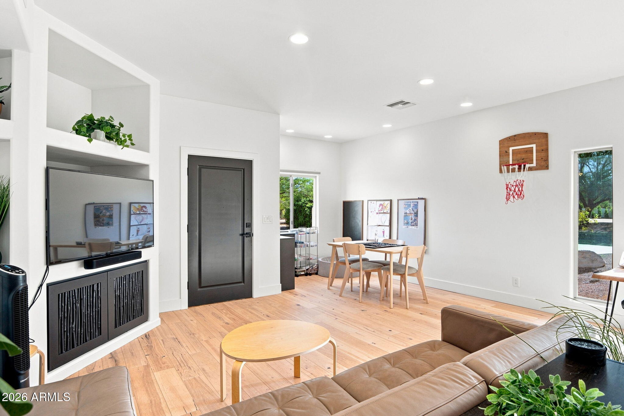 9827 N 65TH Place