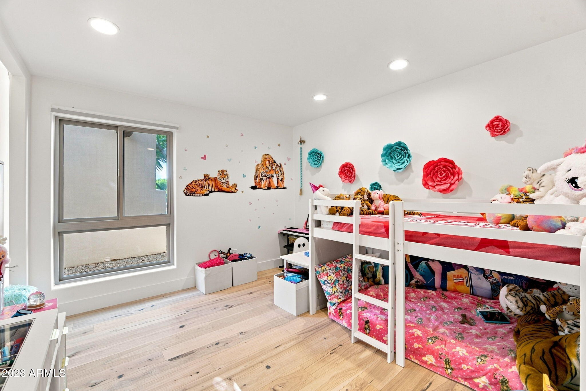 9827 N 65TH Place
