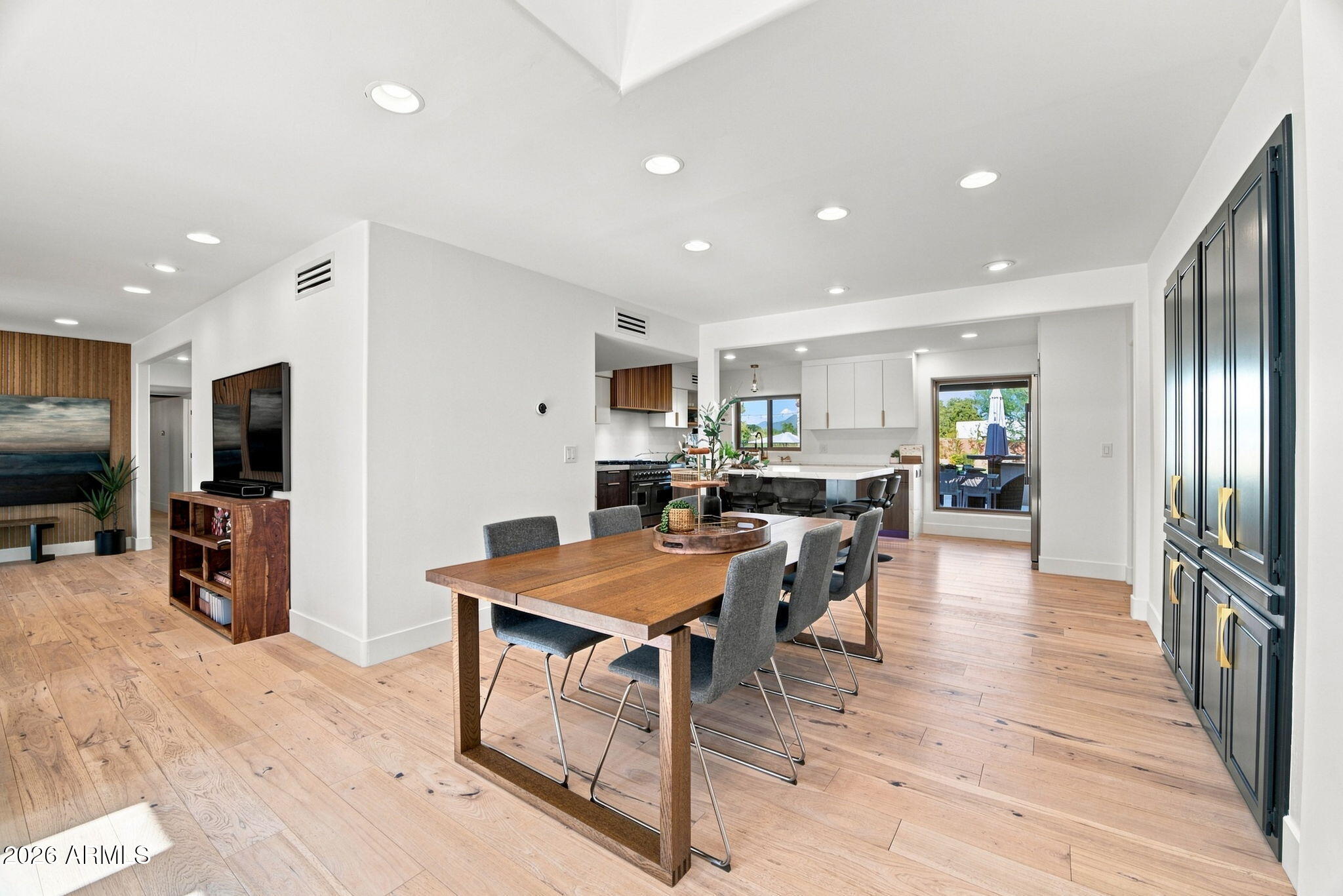 9827 N 65TH Place