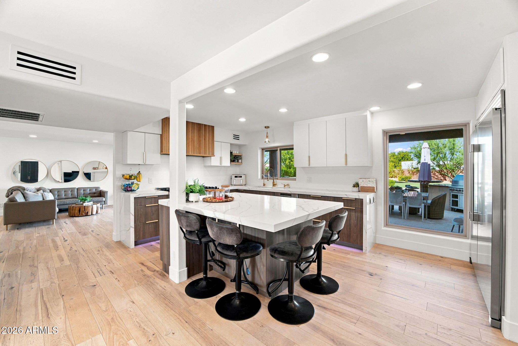 9827 N 65TH Place