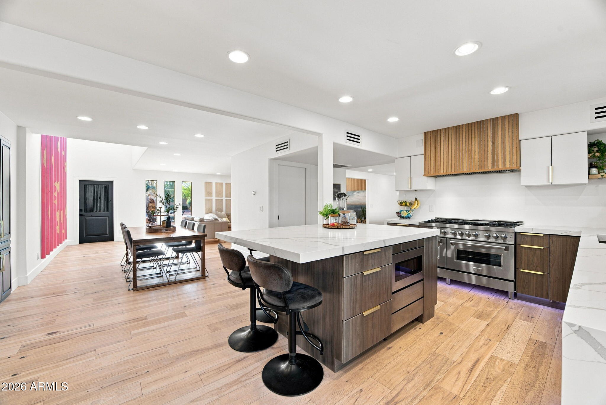 9827 N 65TH Place