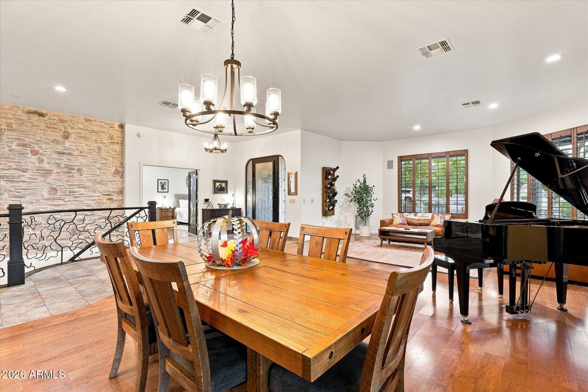 7260 E EAGLE CREST Drive 37