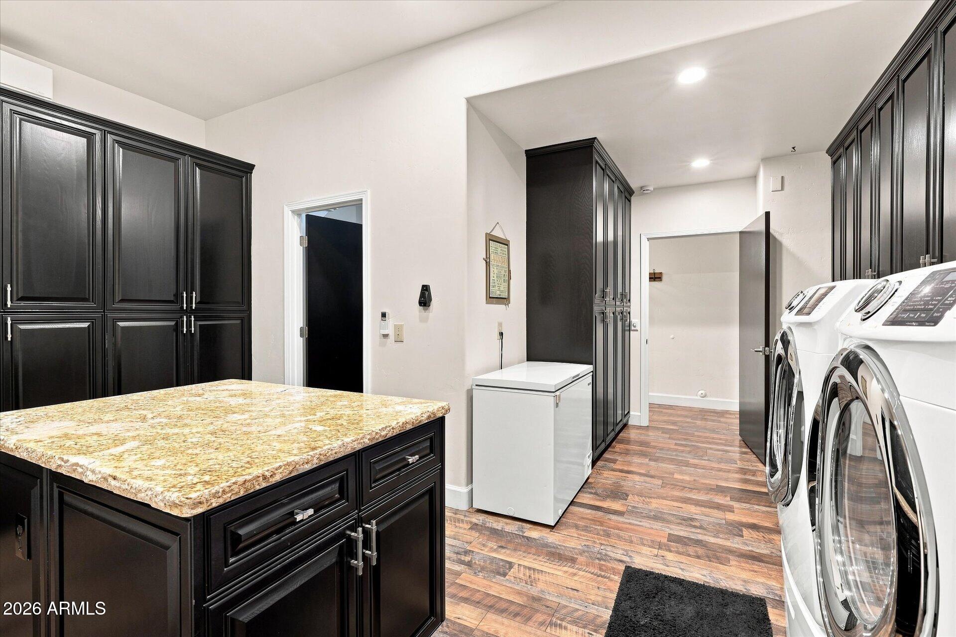 7260 E EAGLE CREST Drive 37