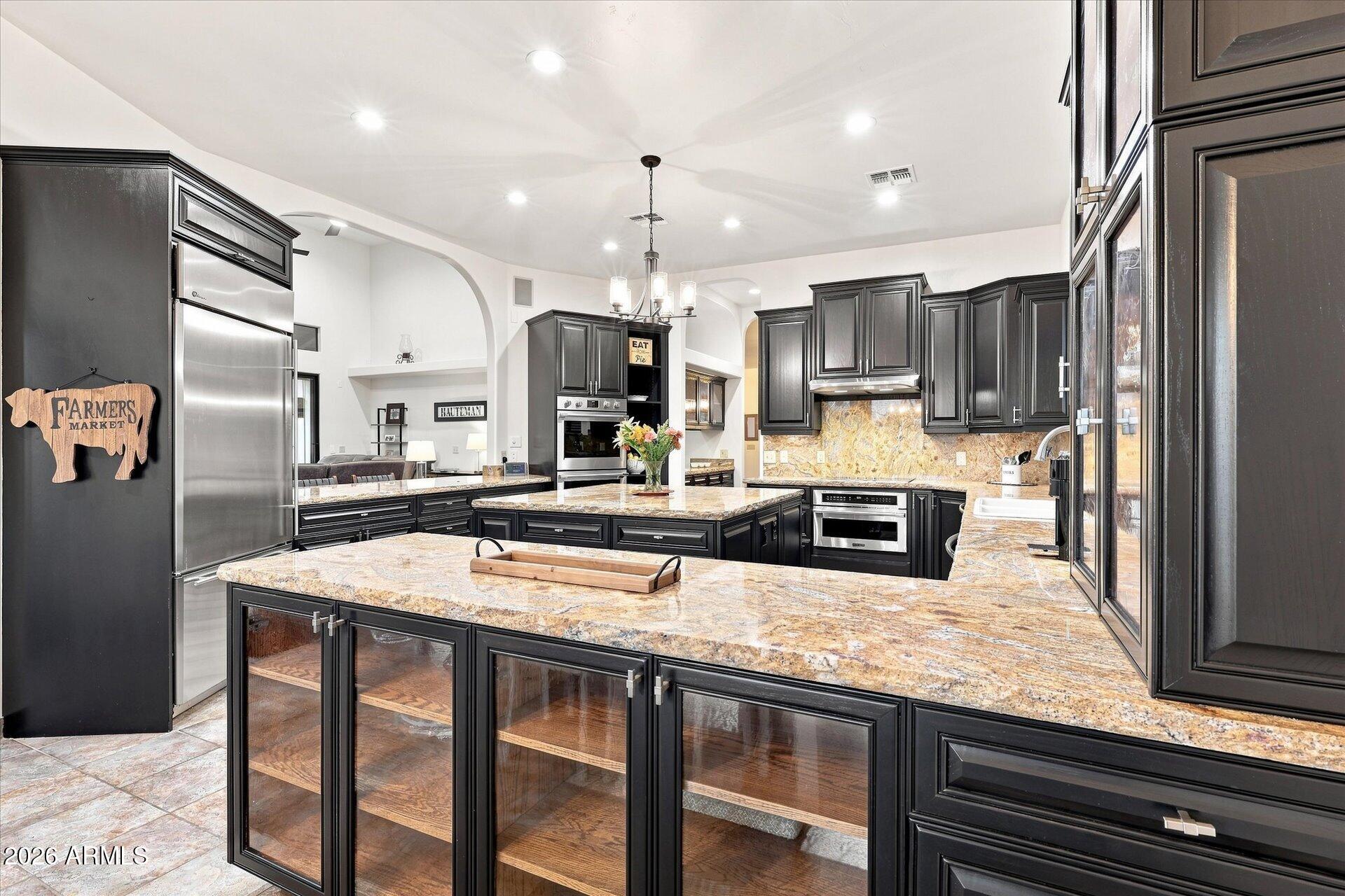 7260 E EAGLE CREST Drive 37