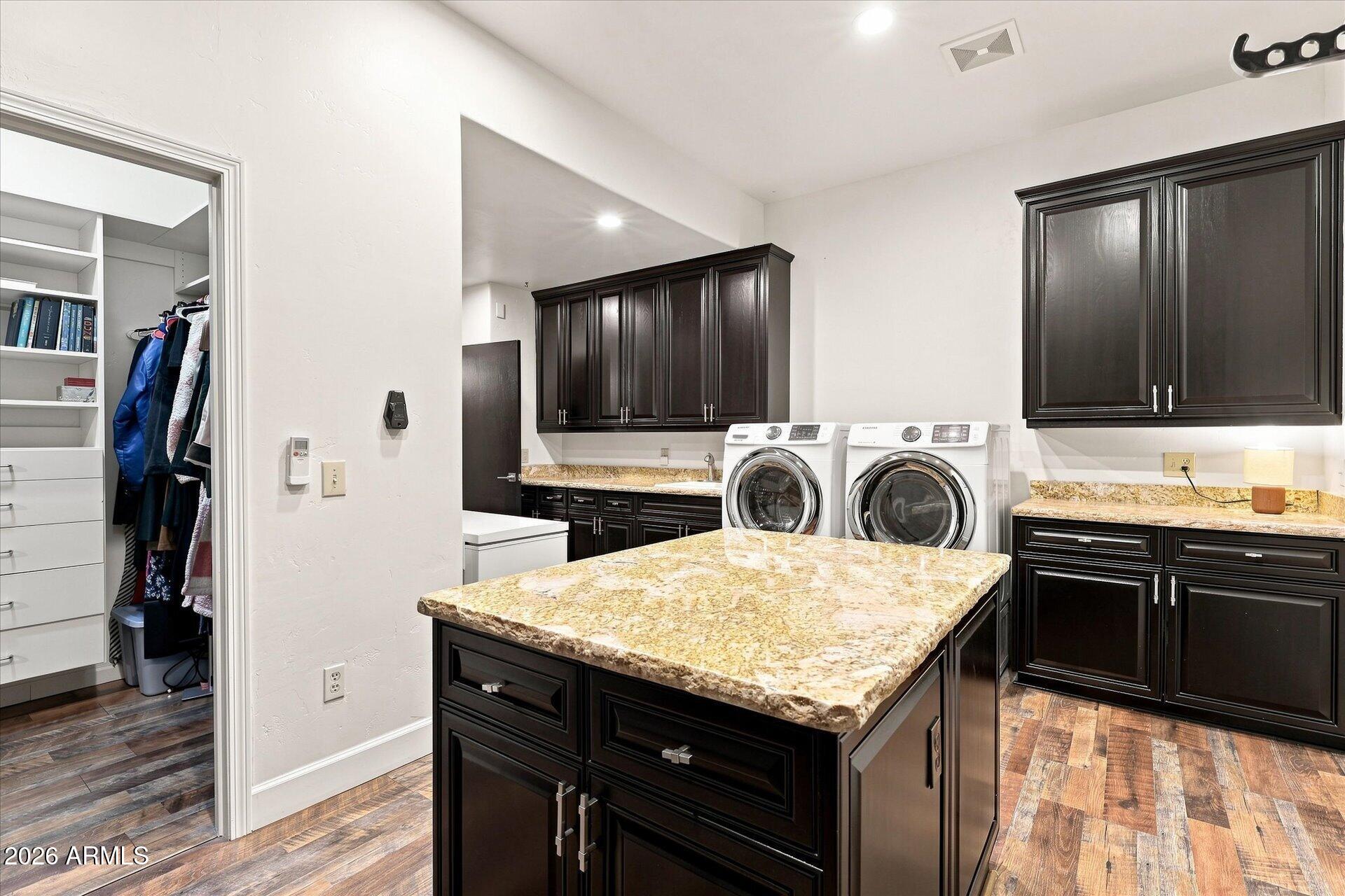 7260 E EAGLE CREST Drive 37