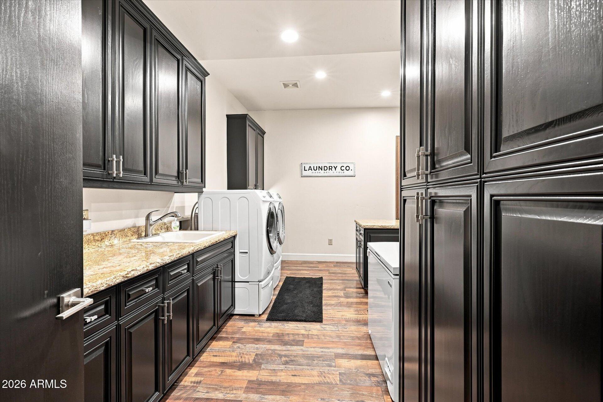 7260 E EAGLE CREST Drive 37