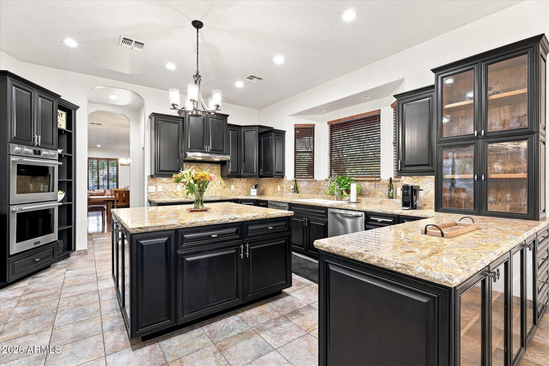 7260 E EAGLE CREST Drive 37