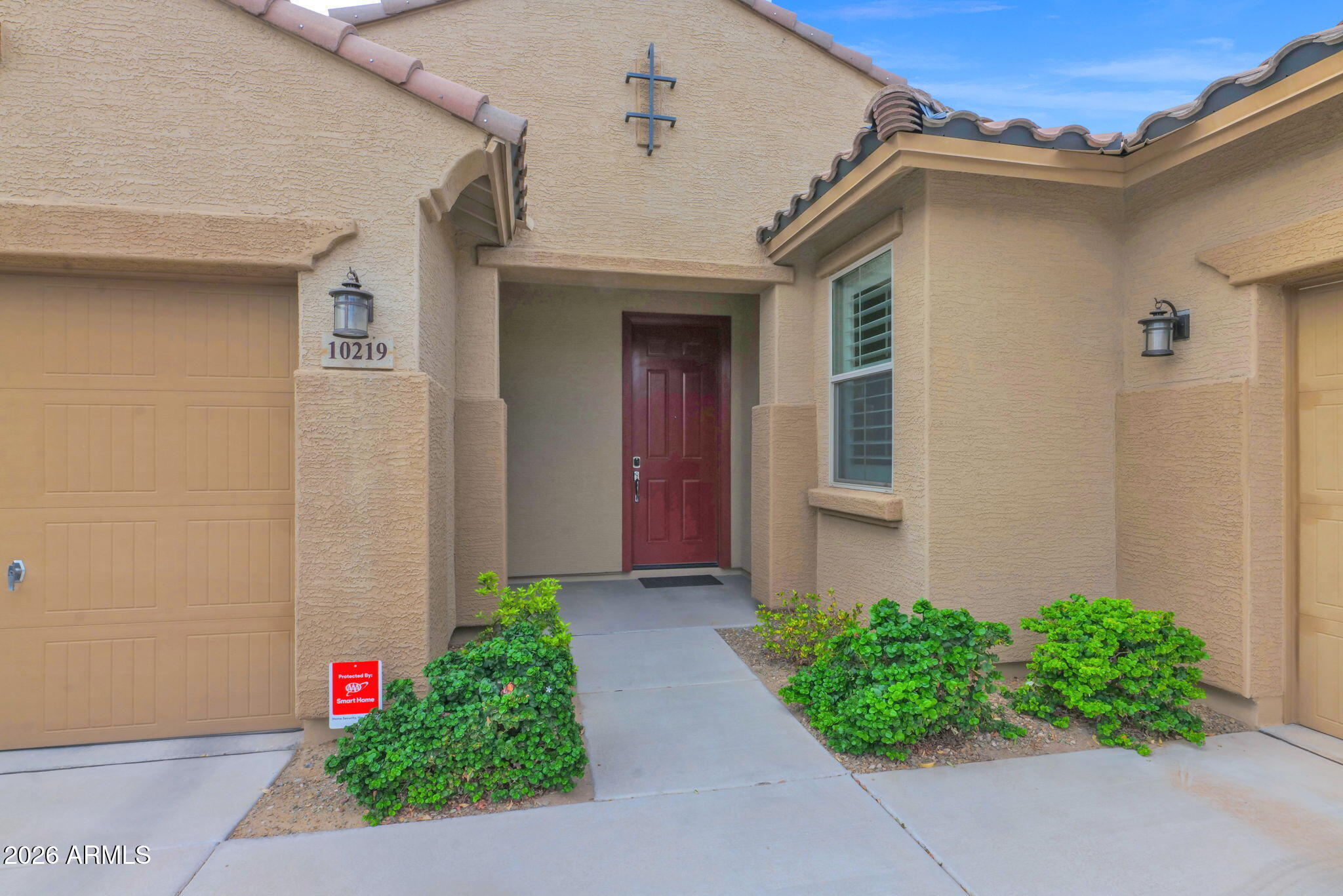 10219 W LAWRENCE Lane