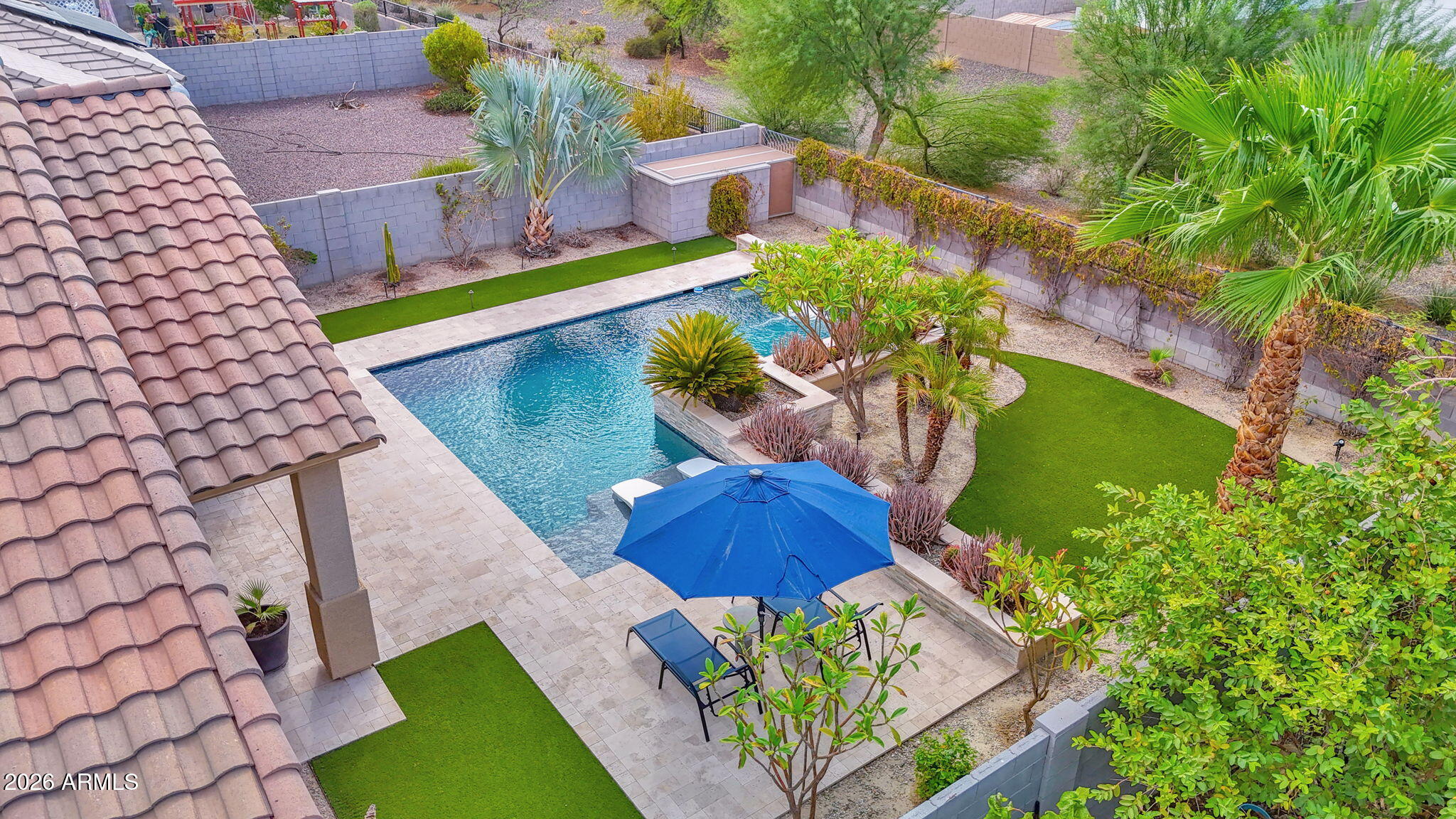 10219 W LAWRENCE Lane