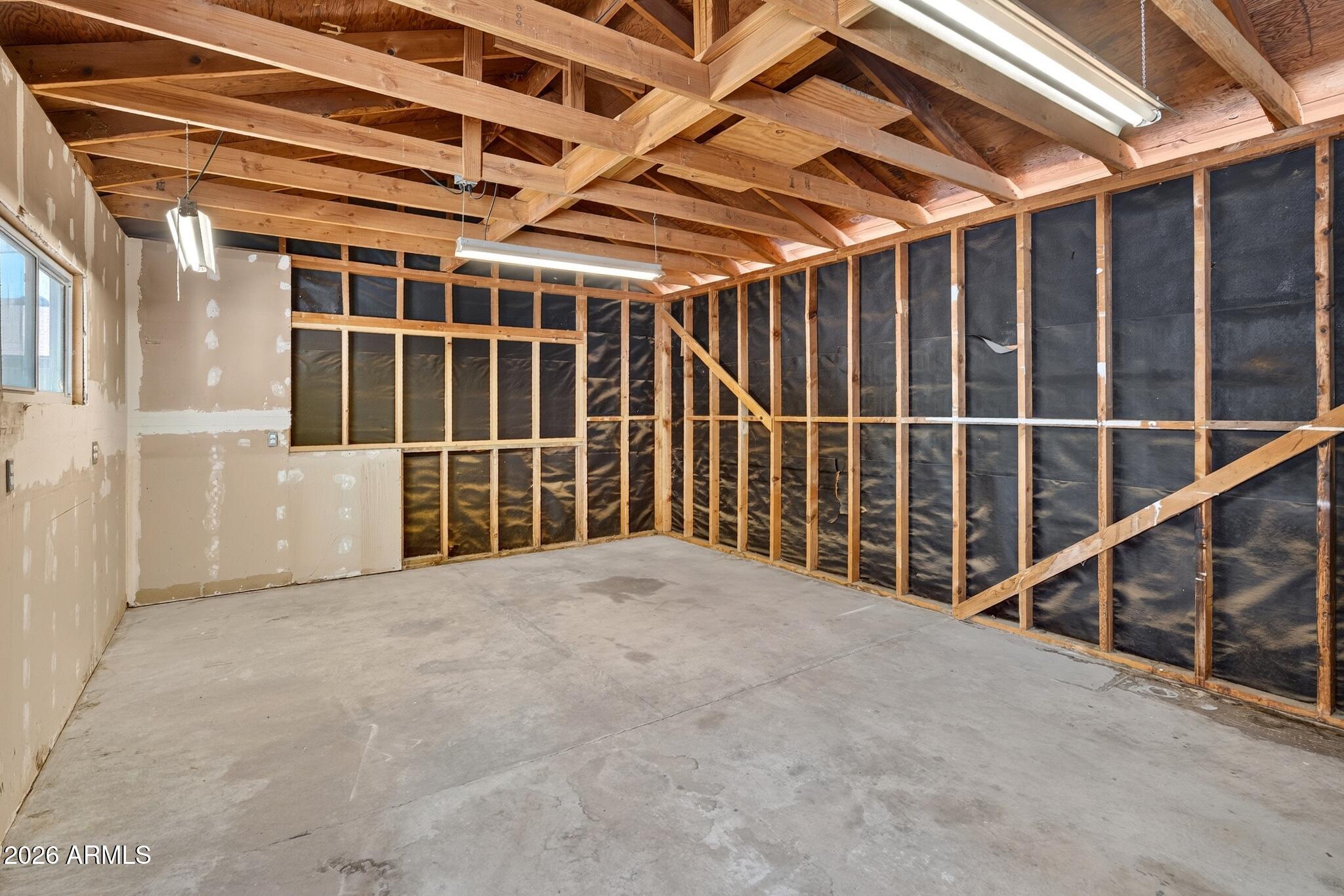 1007 E CITRUS Way