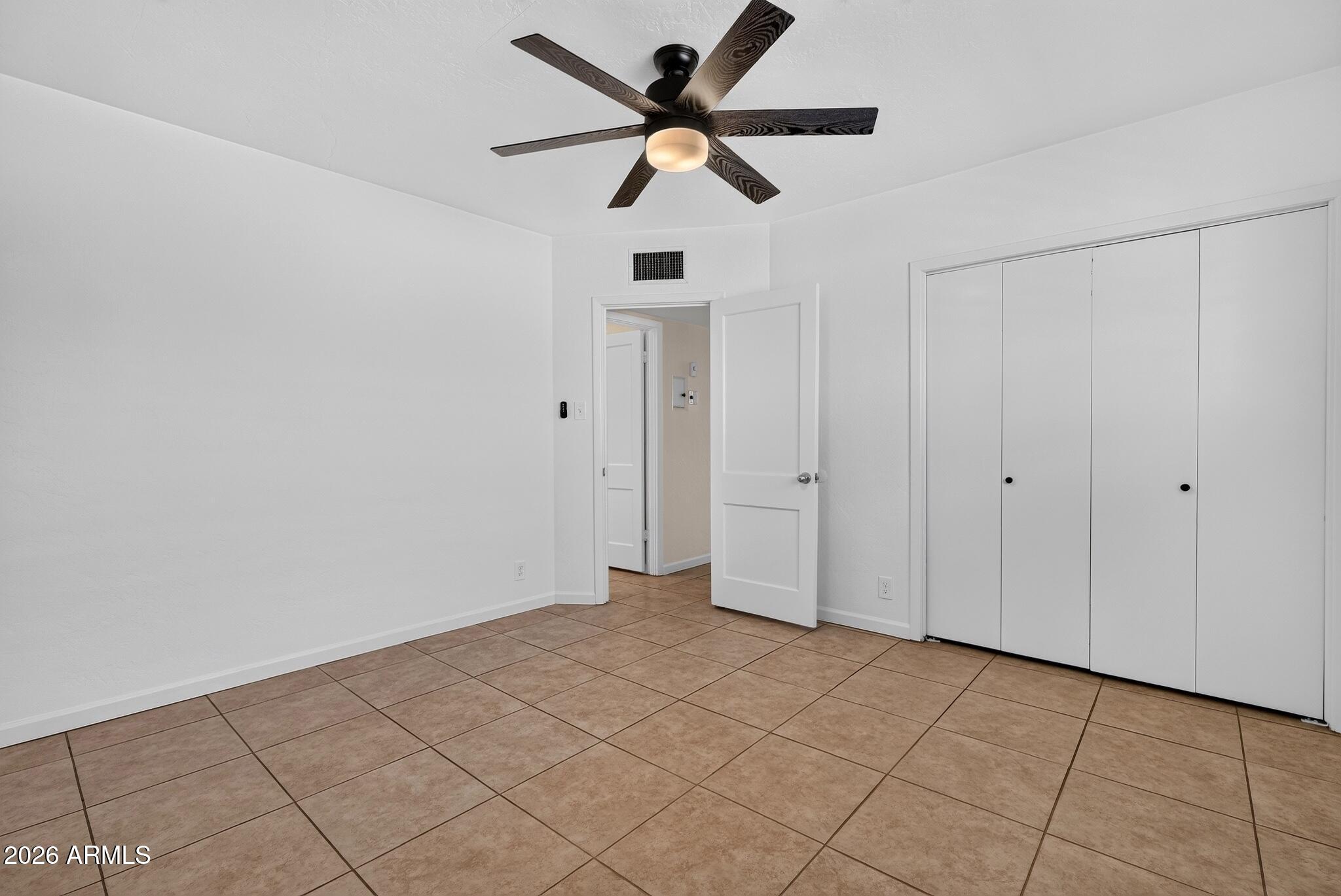 1007 E CITRUS Way