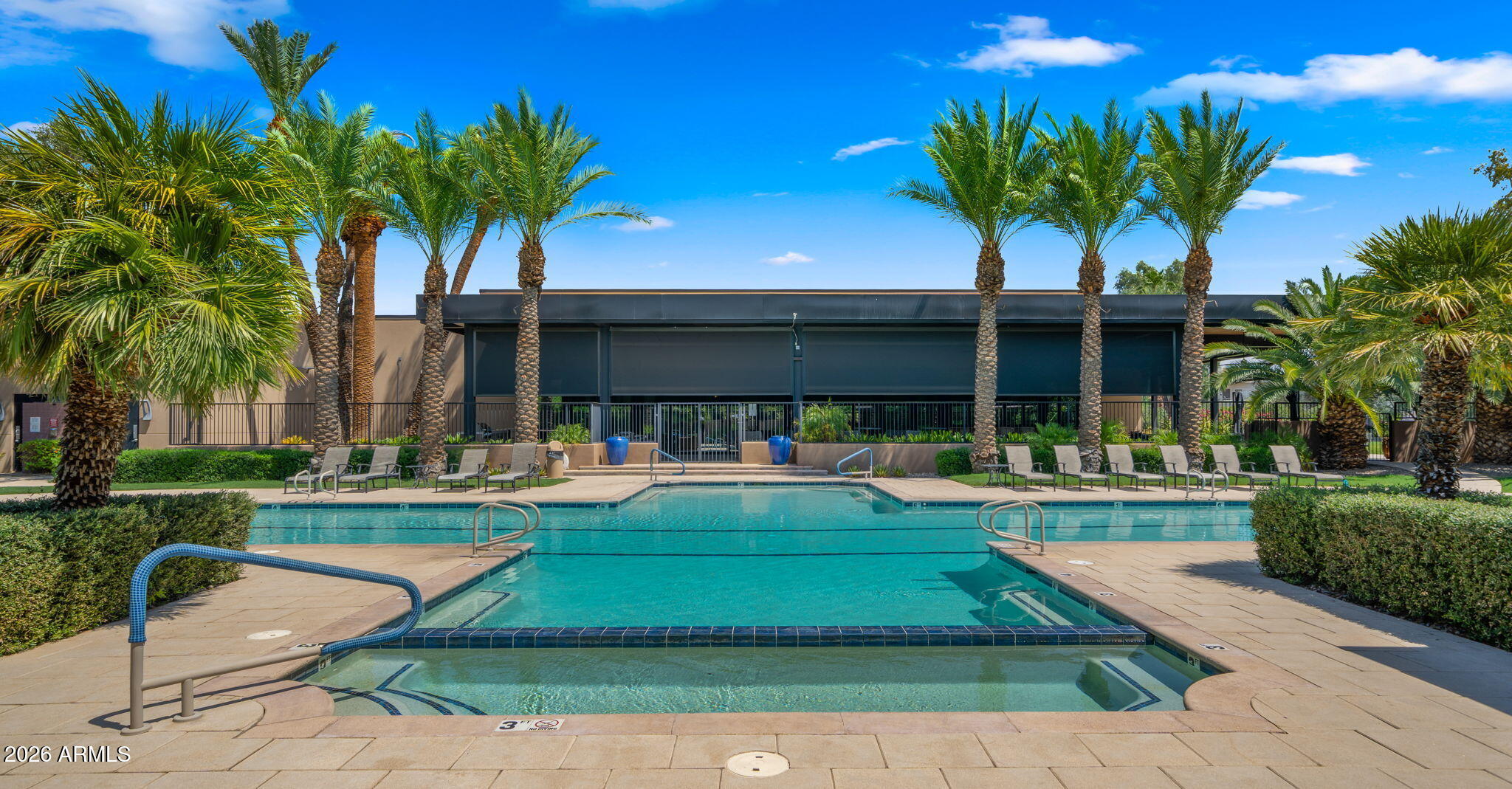 7710 E GAINEY RANCH Road 211
