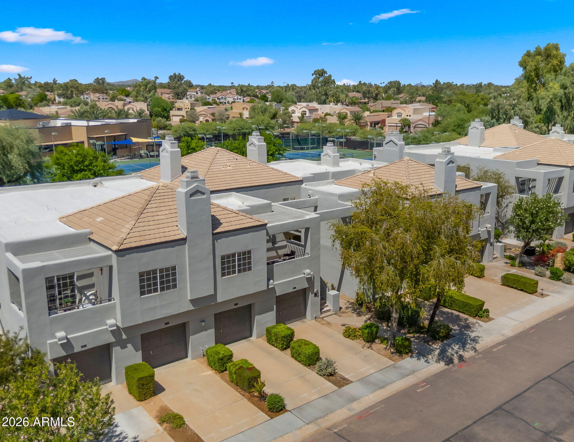 7710 E GAINEY RANCH Road 211