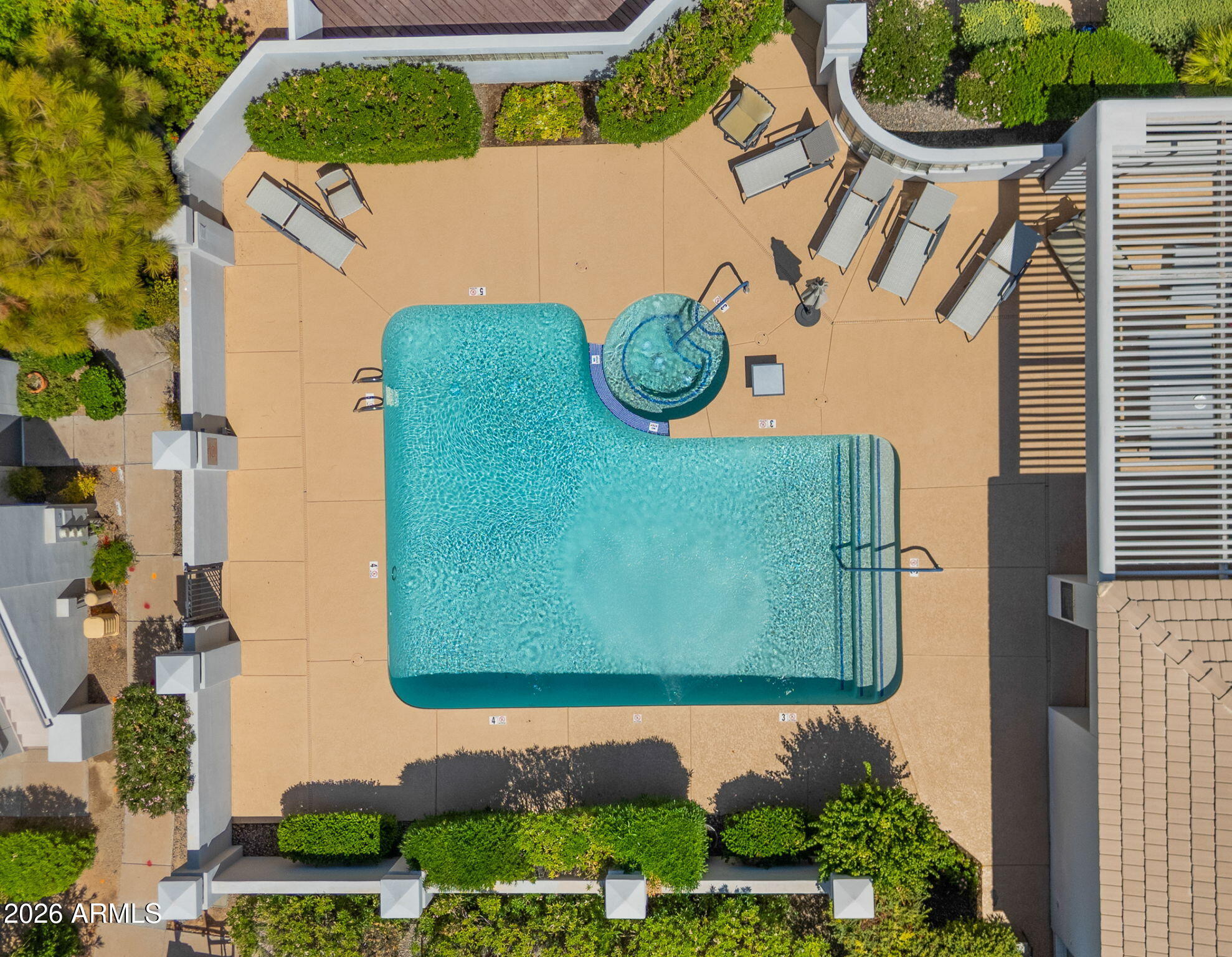 7710 E GAINEY RANCH Road 211