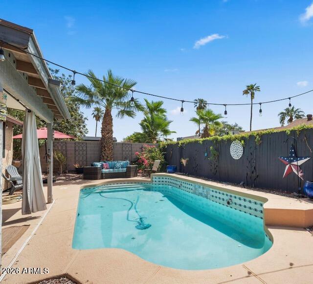 1225 E KRISTAL Way