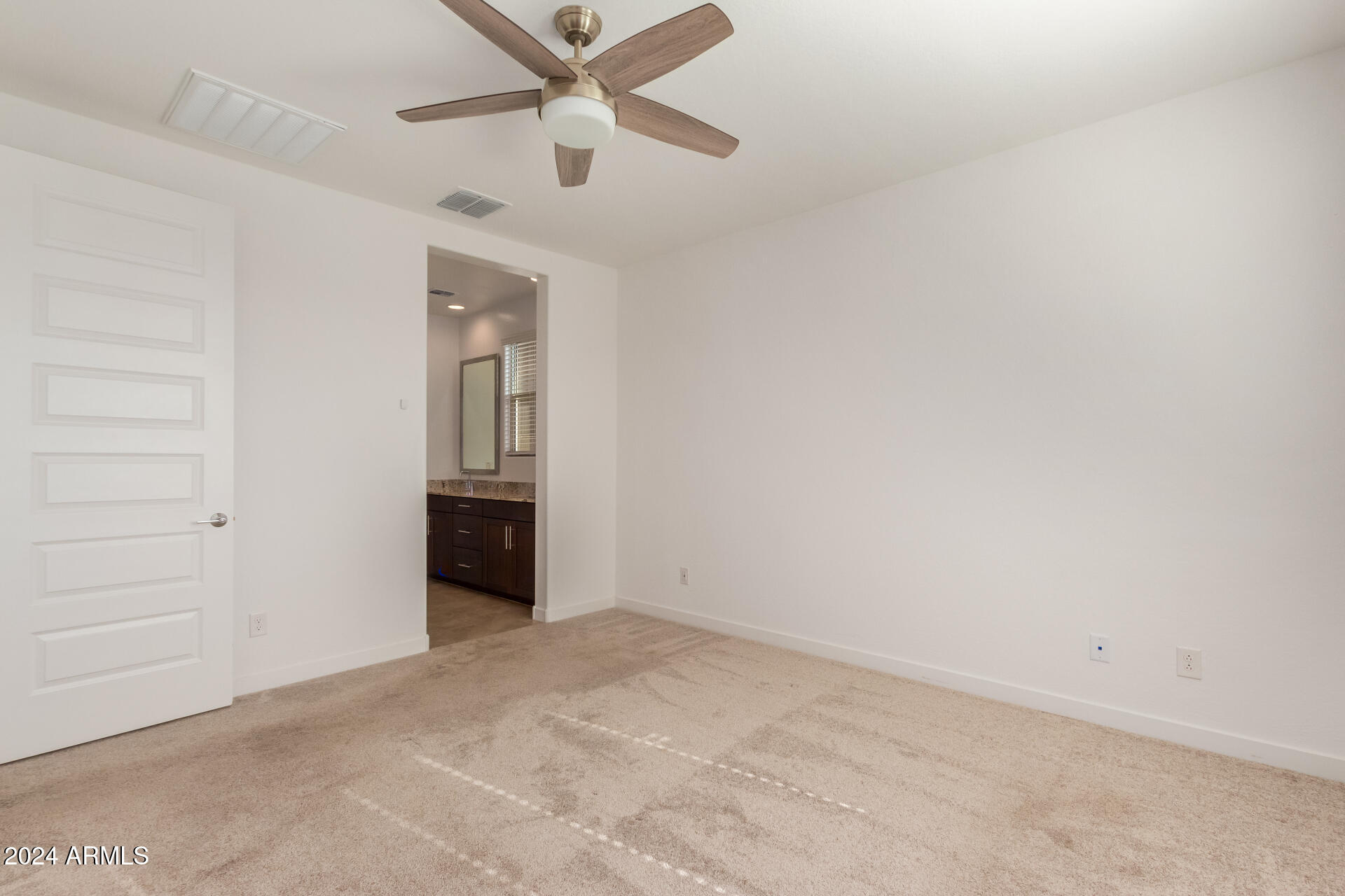 8911 W SOLANO Drive