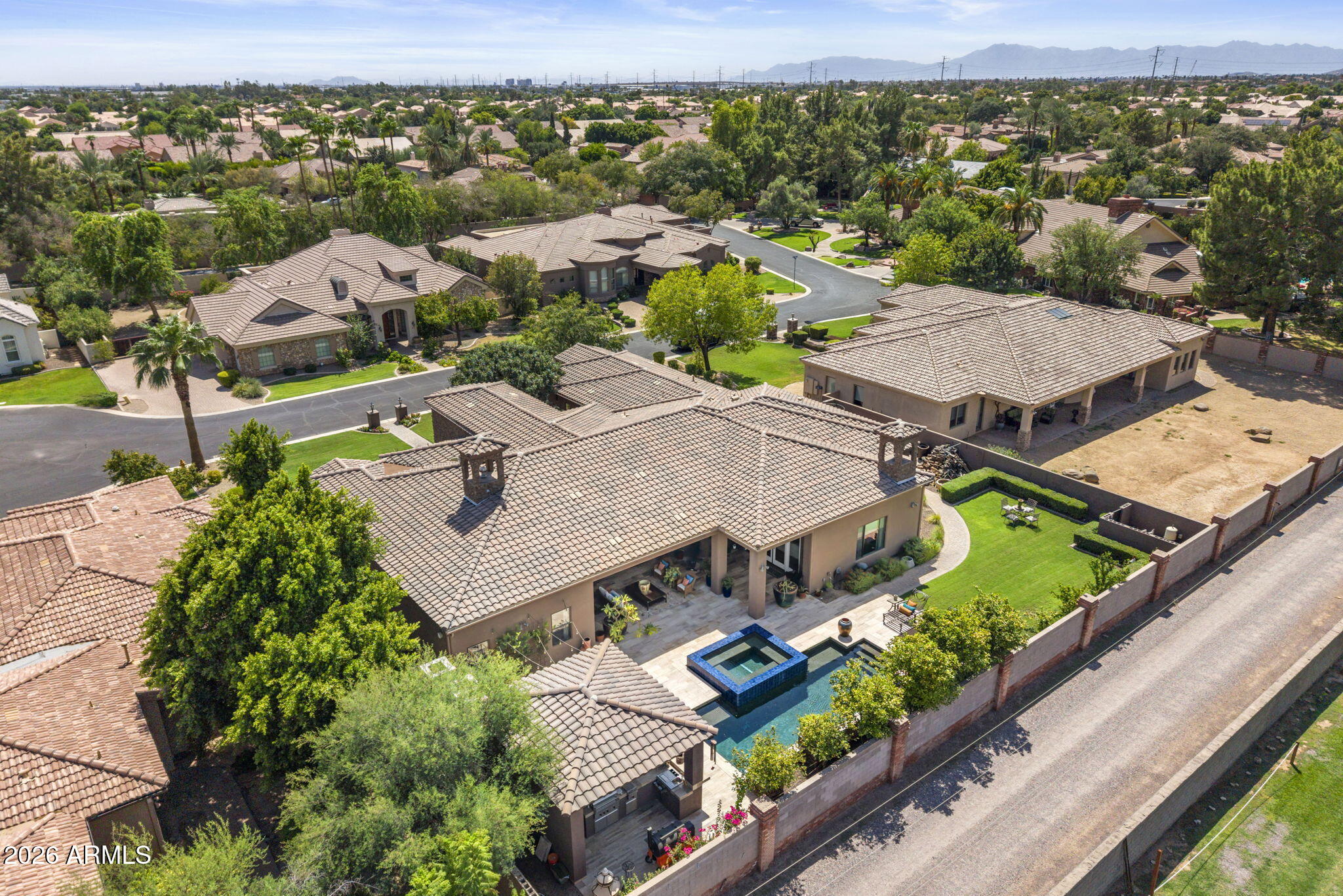 6032 W Victoria Place