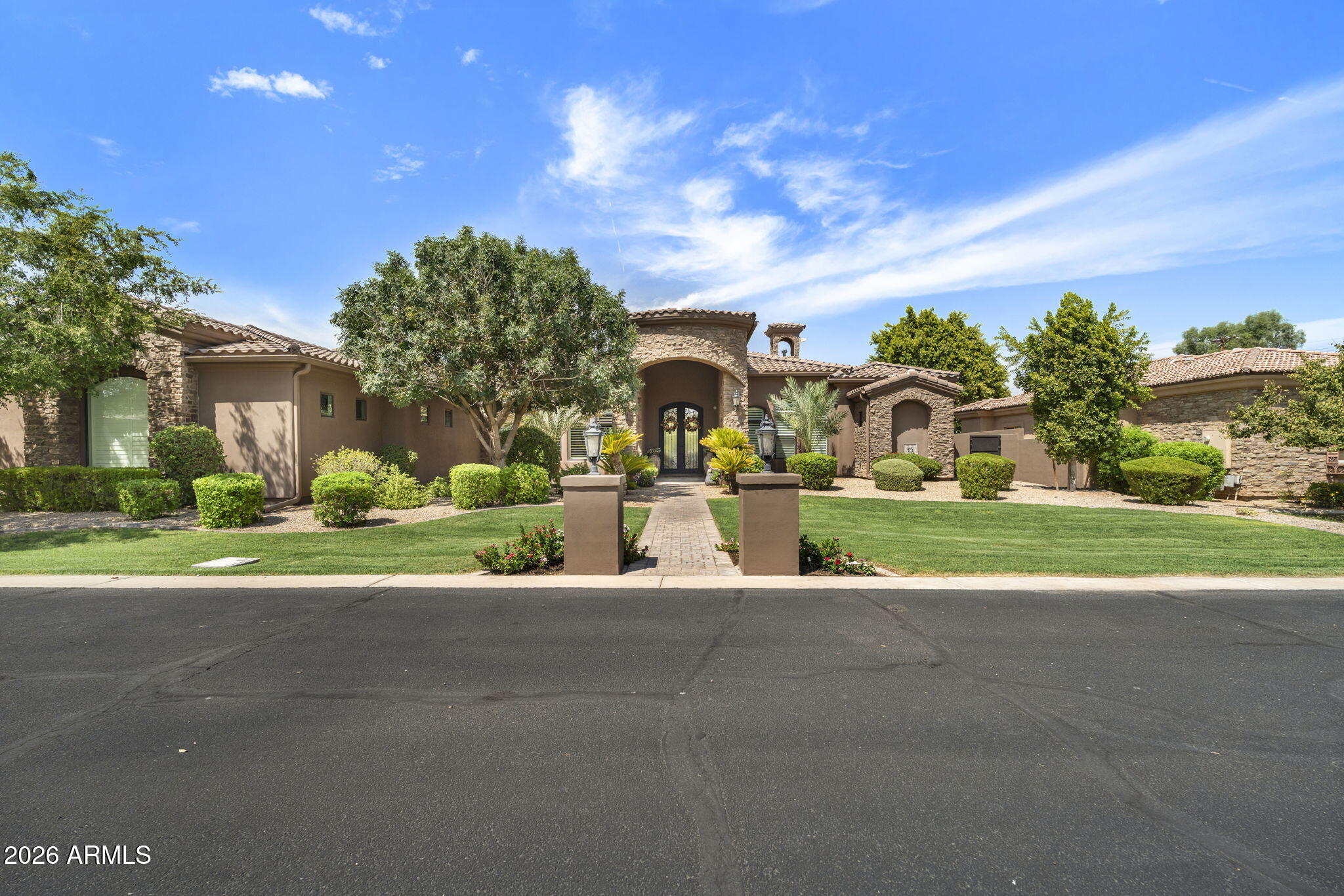 6032 W Victoria Place