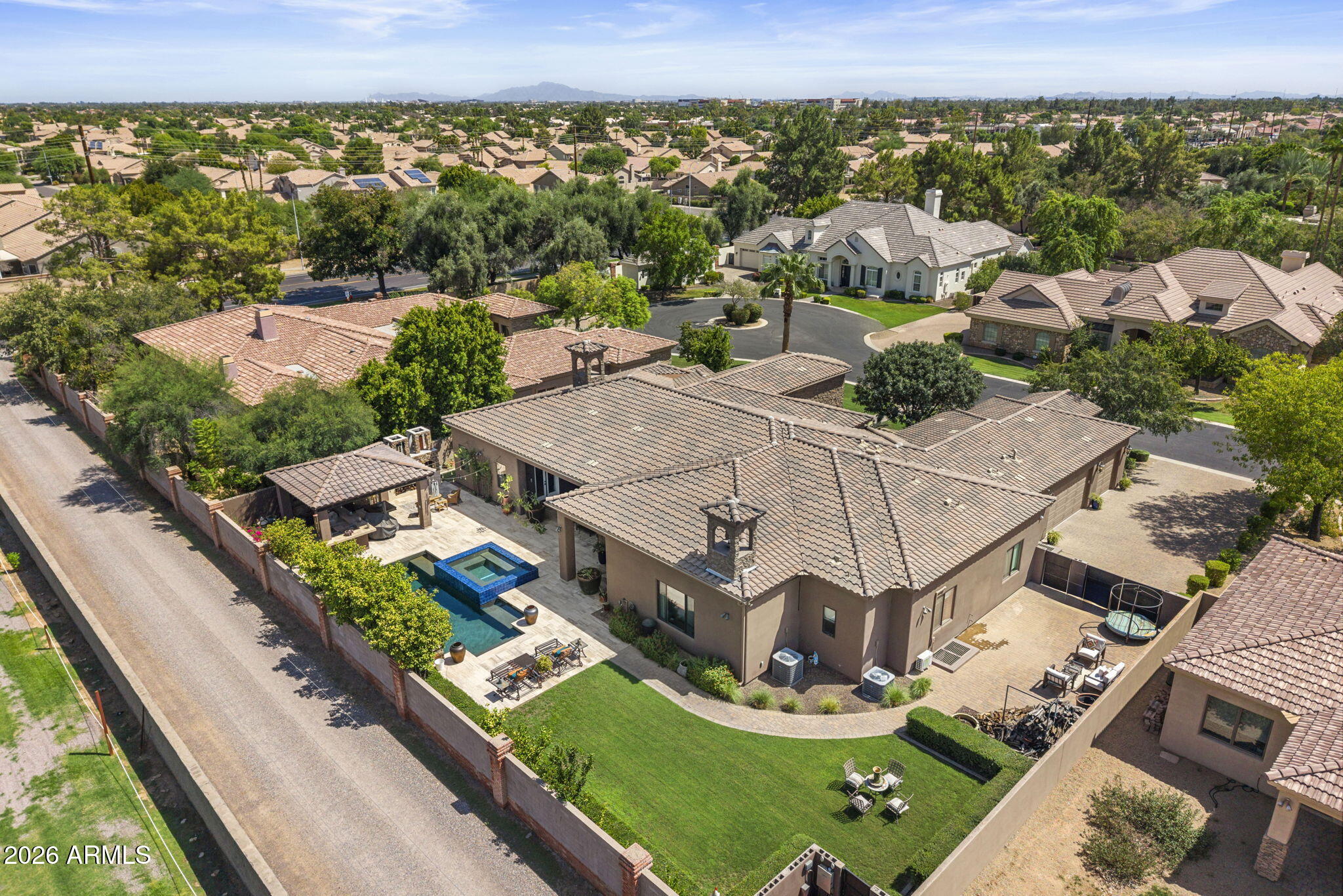 6032 W Victoria Place