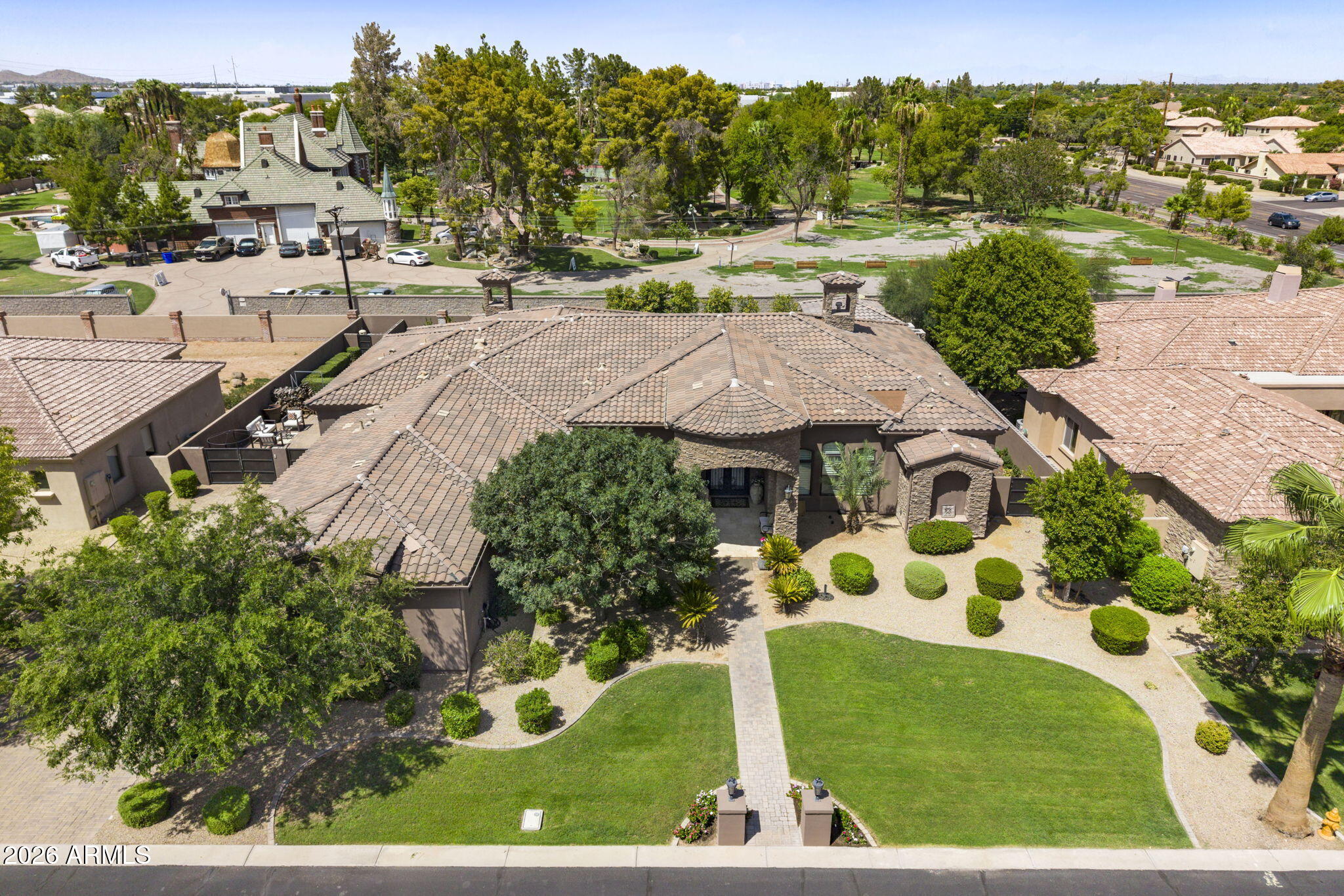 6032 W Victoria Place