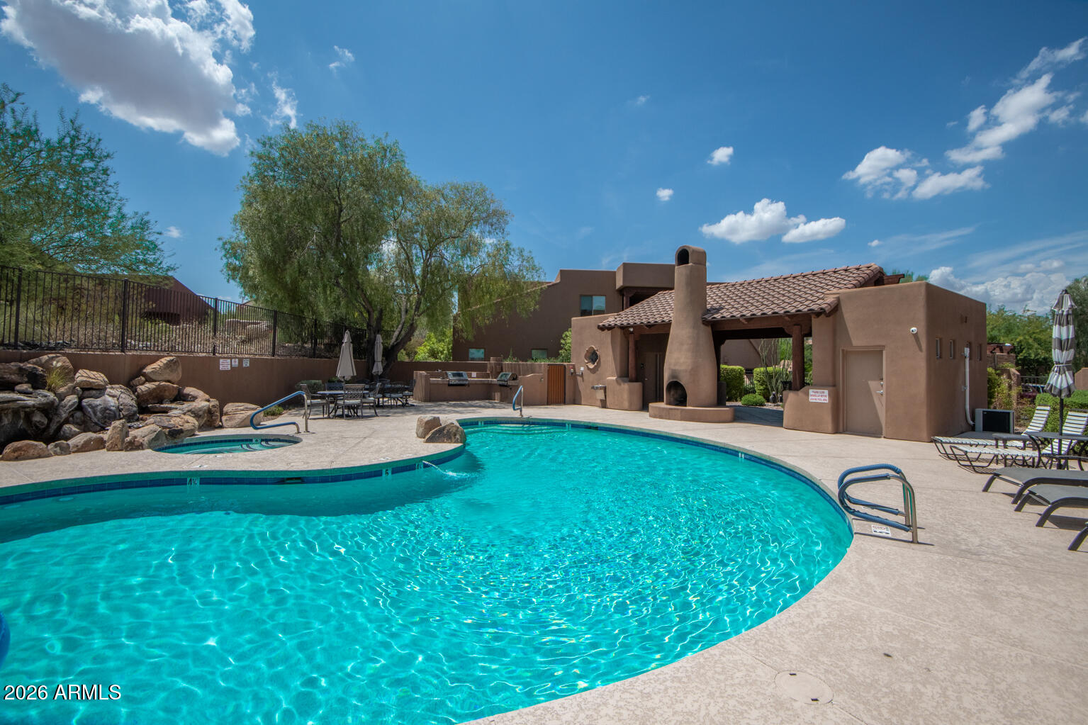 13600 N FOUNTAIN HILLS Boulevard Unit: 601