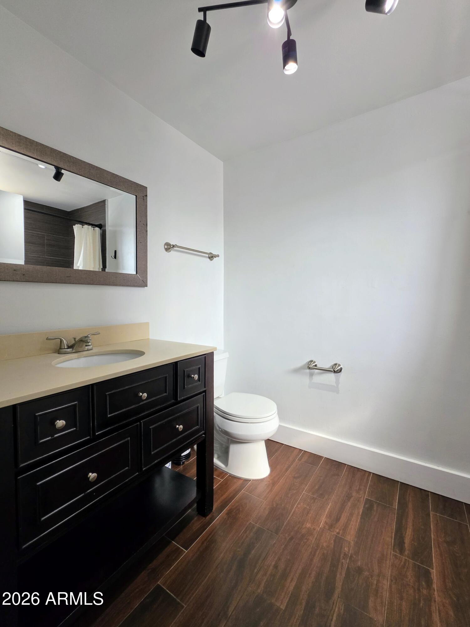 6125 E Indian School Road Apt 171