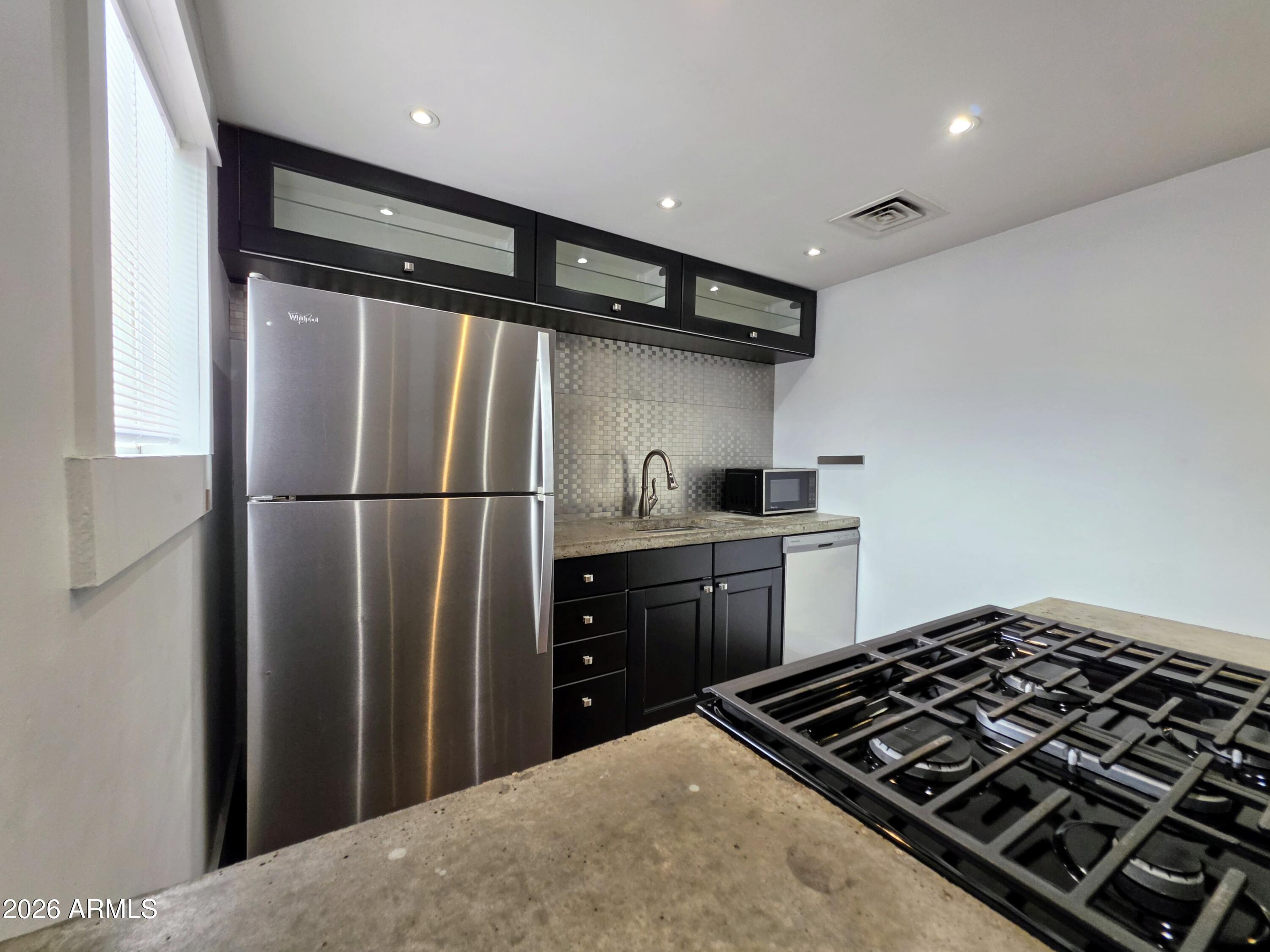 6125 E Indian School Road Apt 171