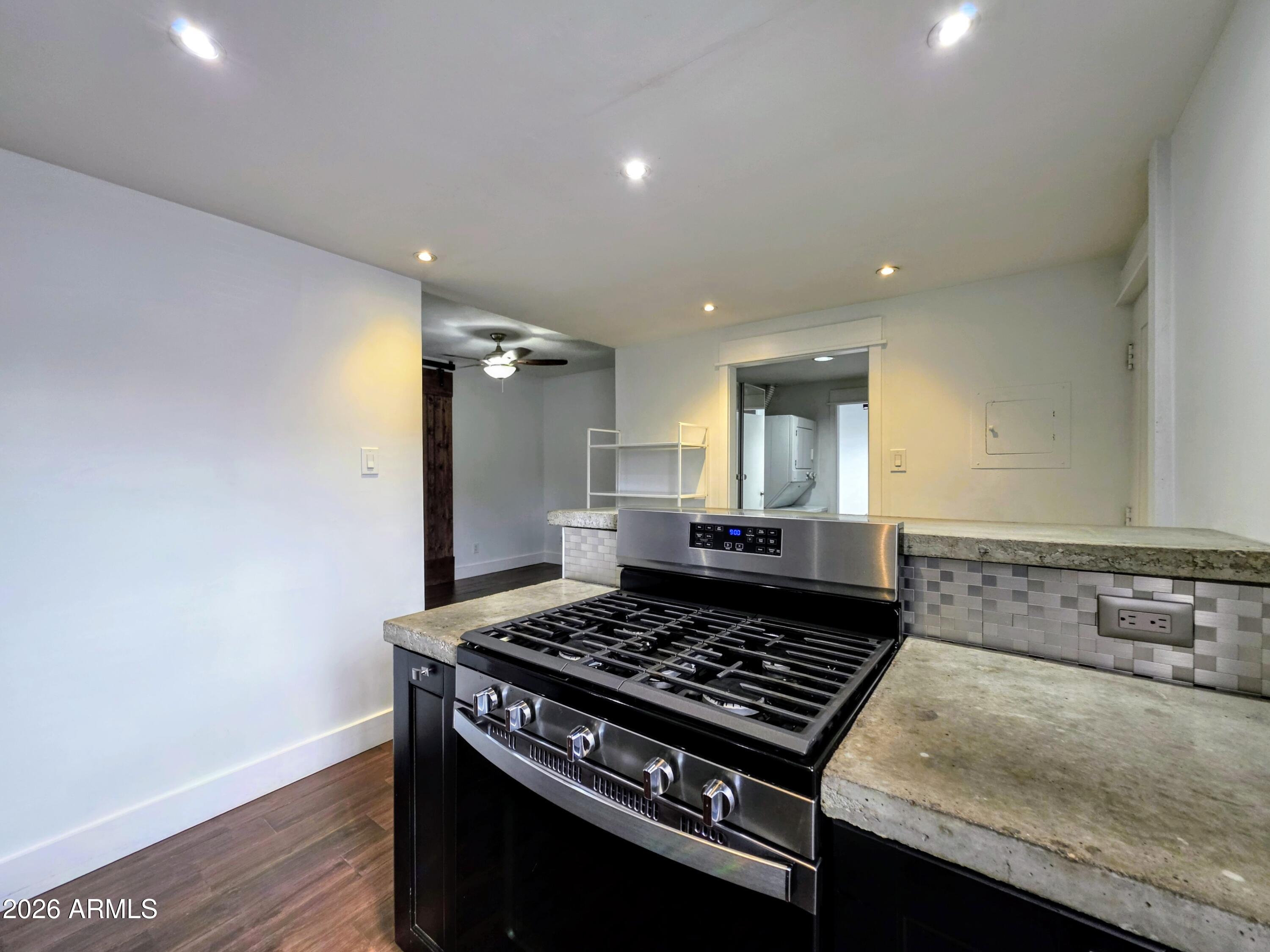 6125 E Indian School Road Apt 171