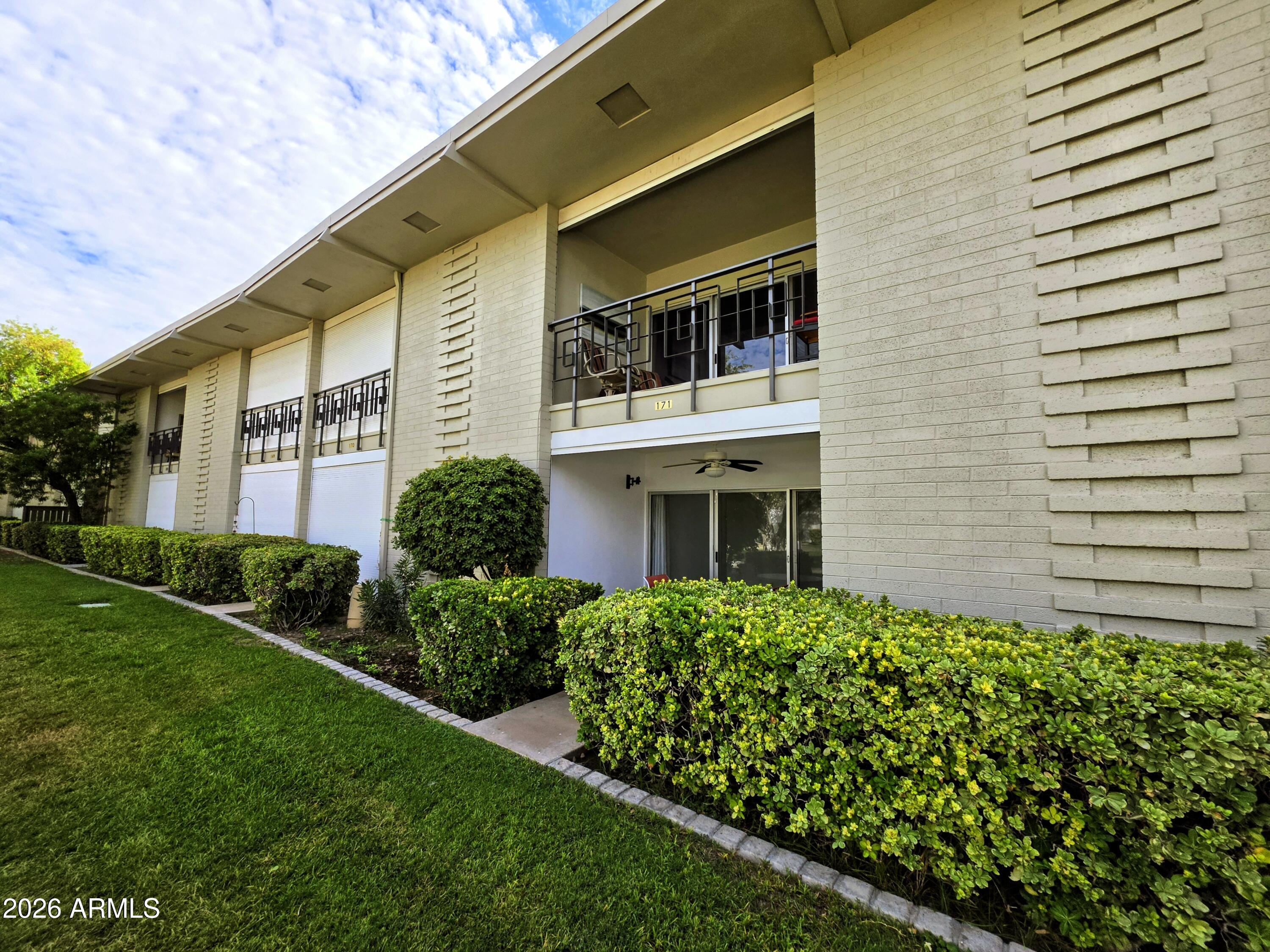 6125 E Indian School Road Apt 171