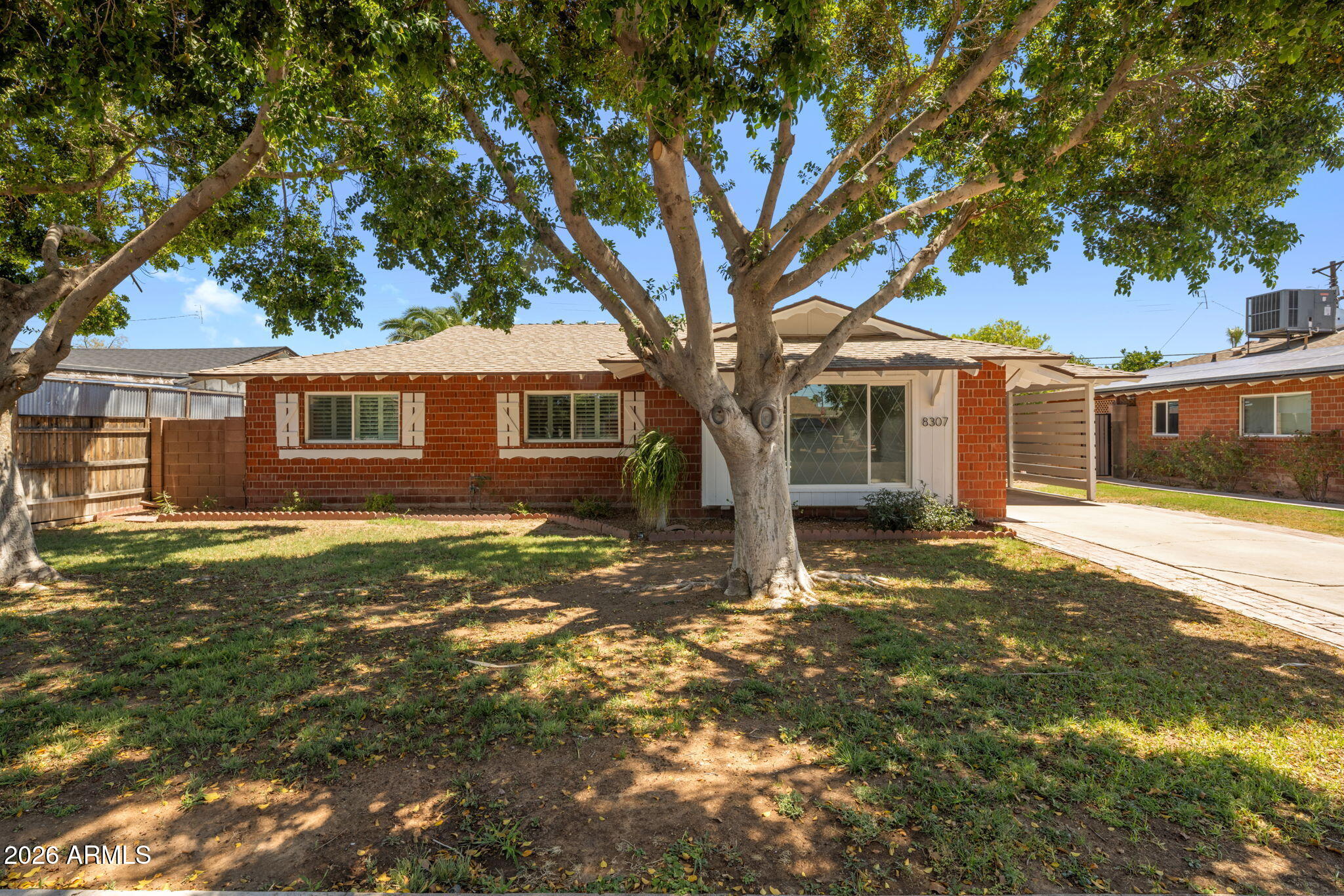 8307 E MONTEROSA Street