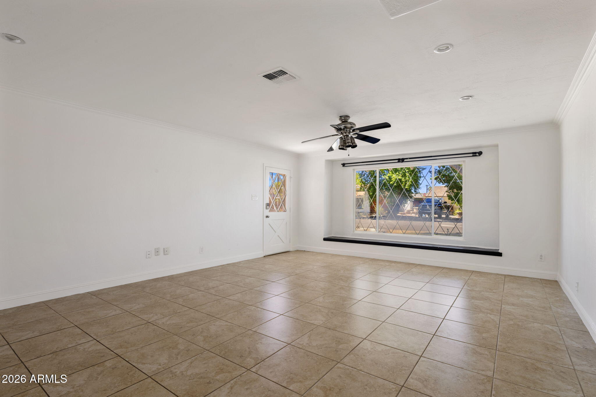 8307 E MONTEROSA Street