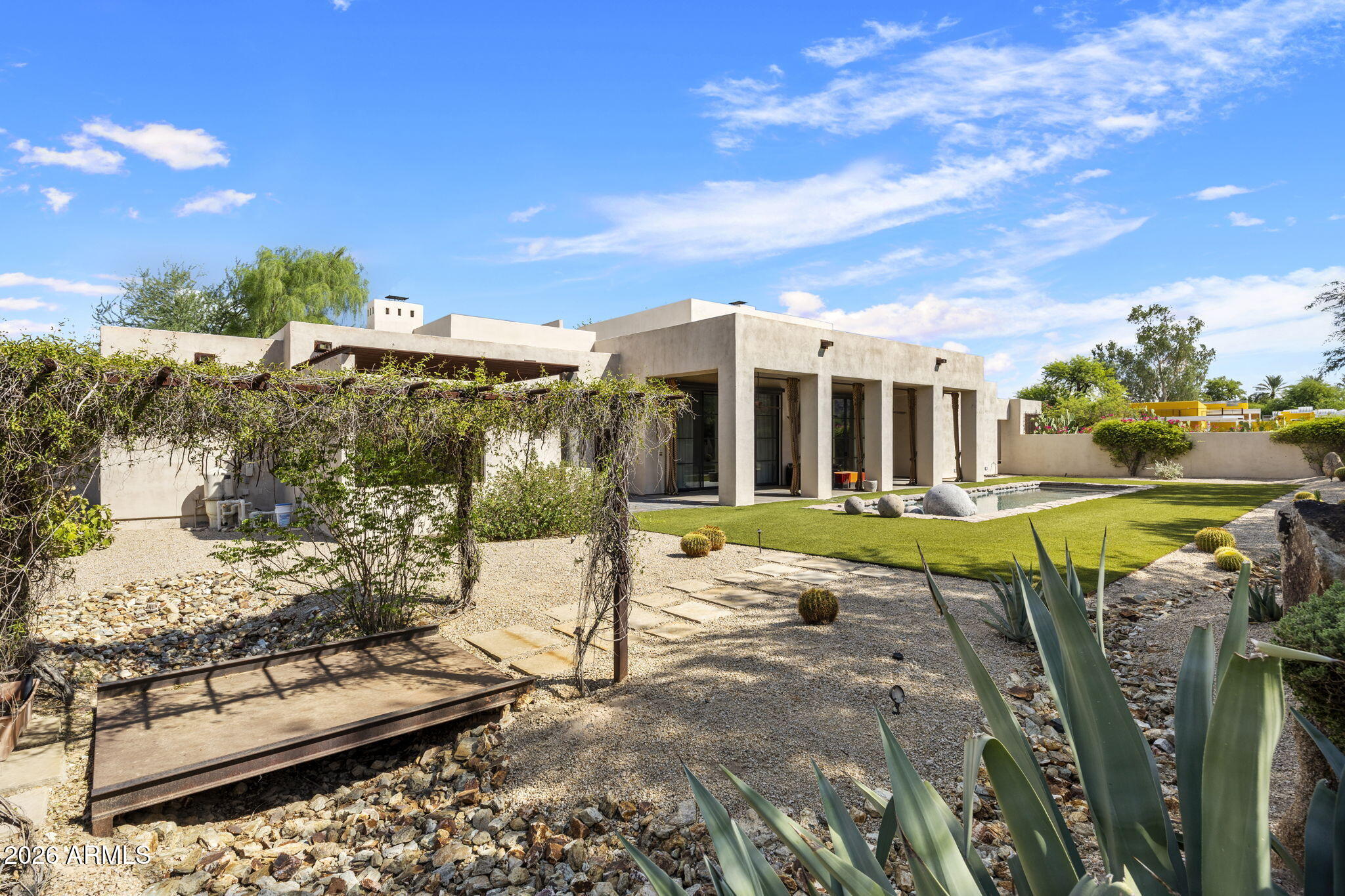 7702 N MOCKINGBIRD Lane