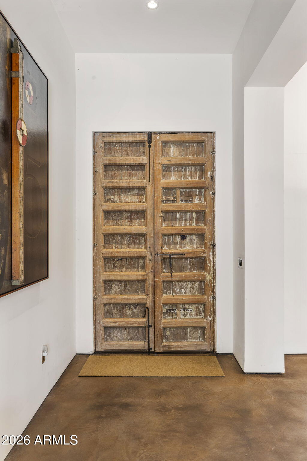 7702 N MOCKINGBIRD Lane