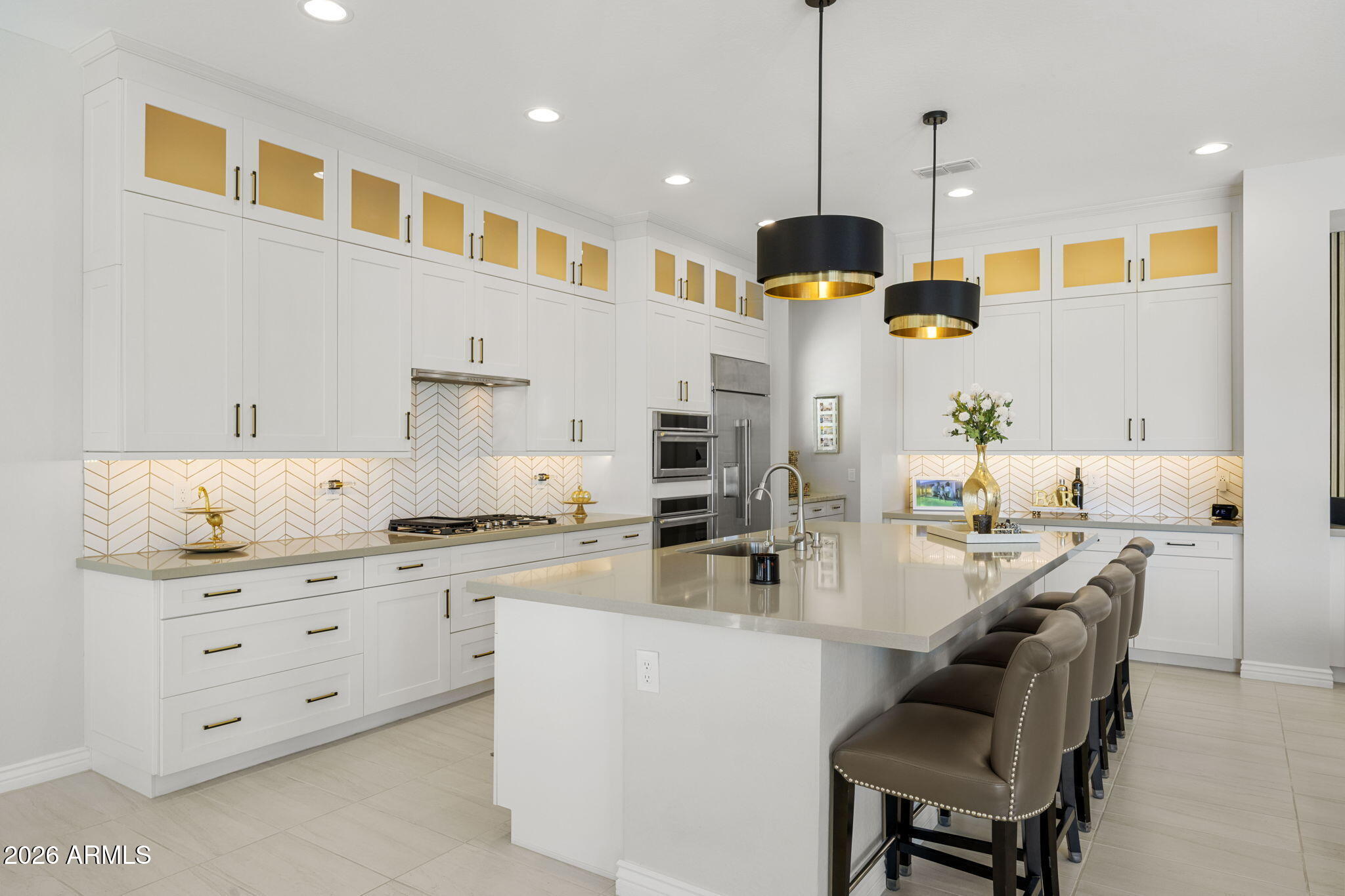1237 W CHERRYWOOD Drive
