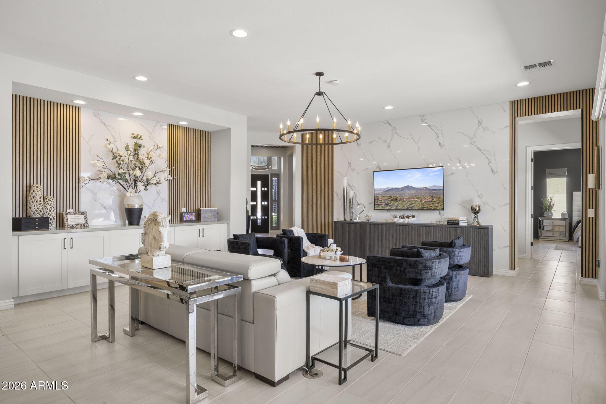 1237 W CHERRYWOOD Drive