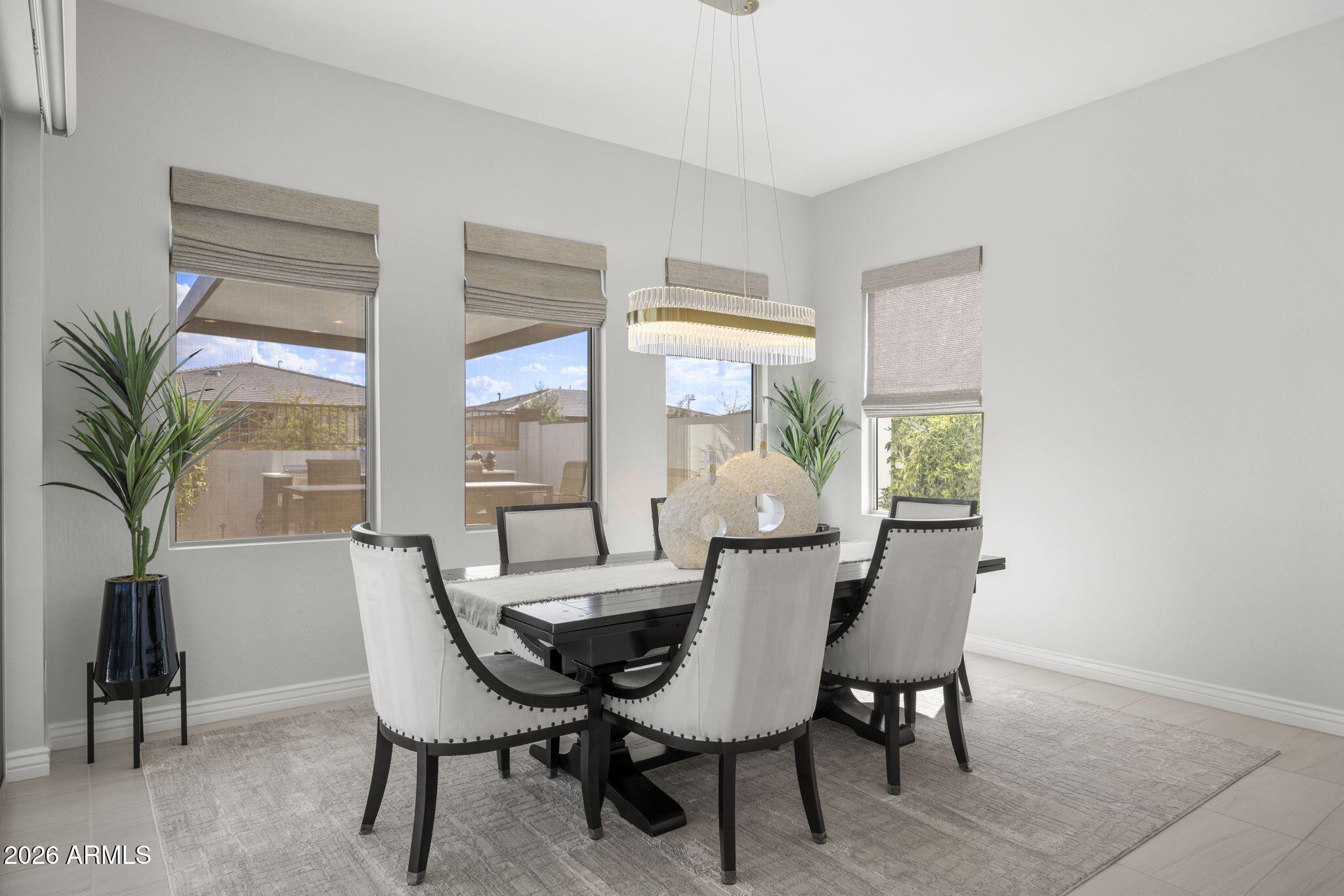 1237 W CHERRYWOOD Drive