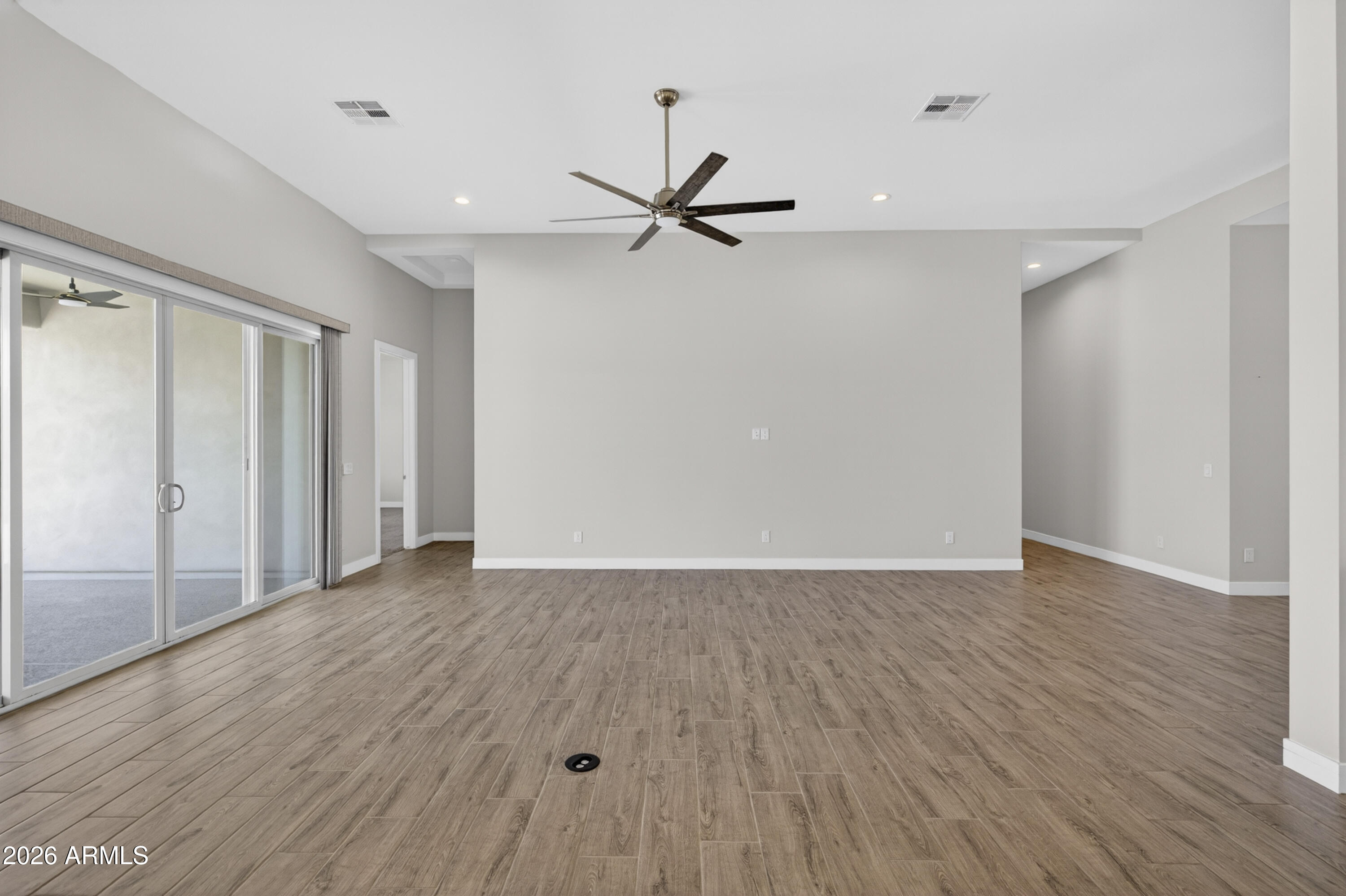 2120 W TANYA Trail