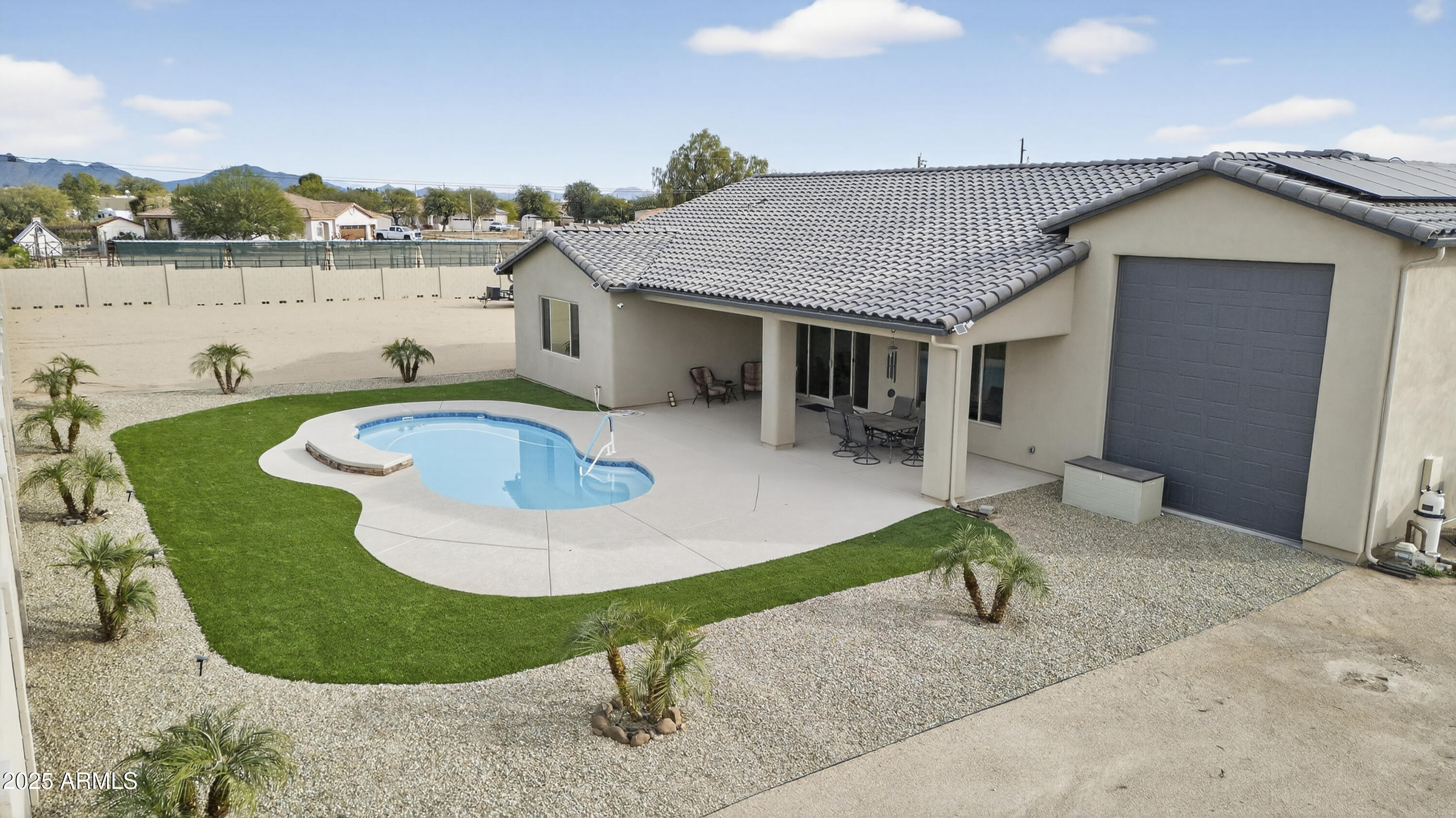 2120 W TANYA Trail