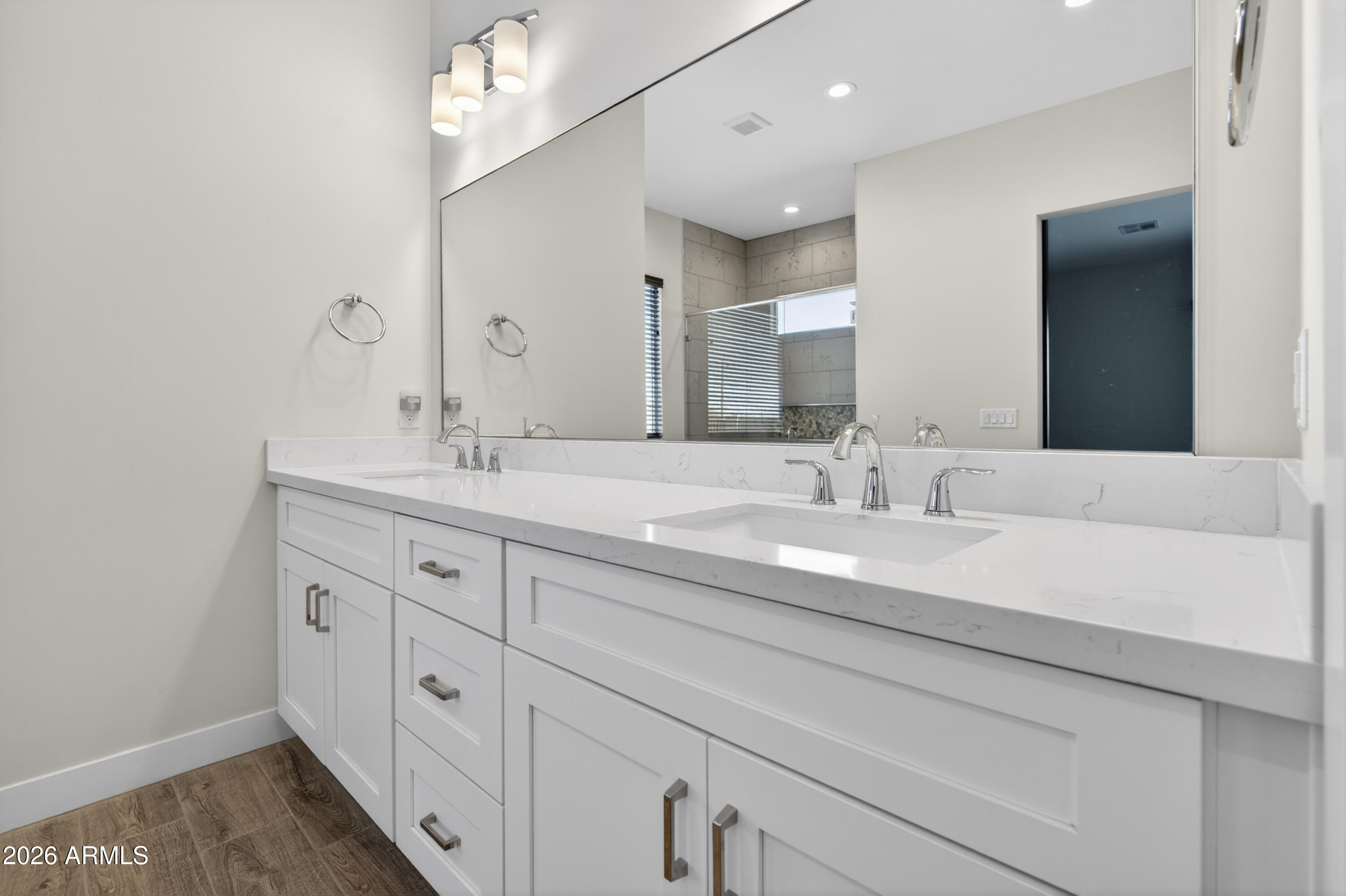 2120 W TANYA Trail