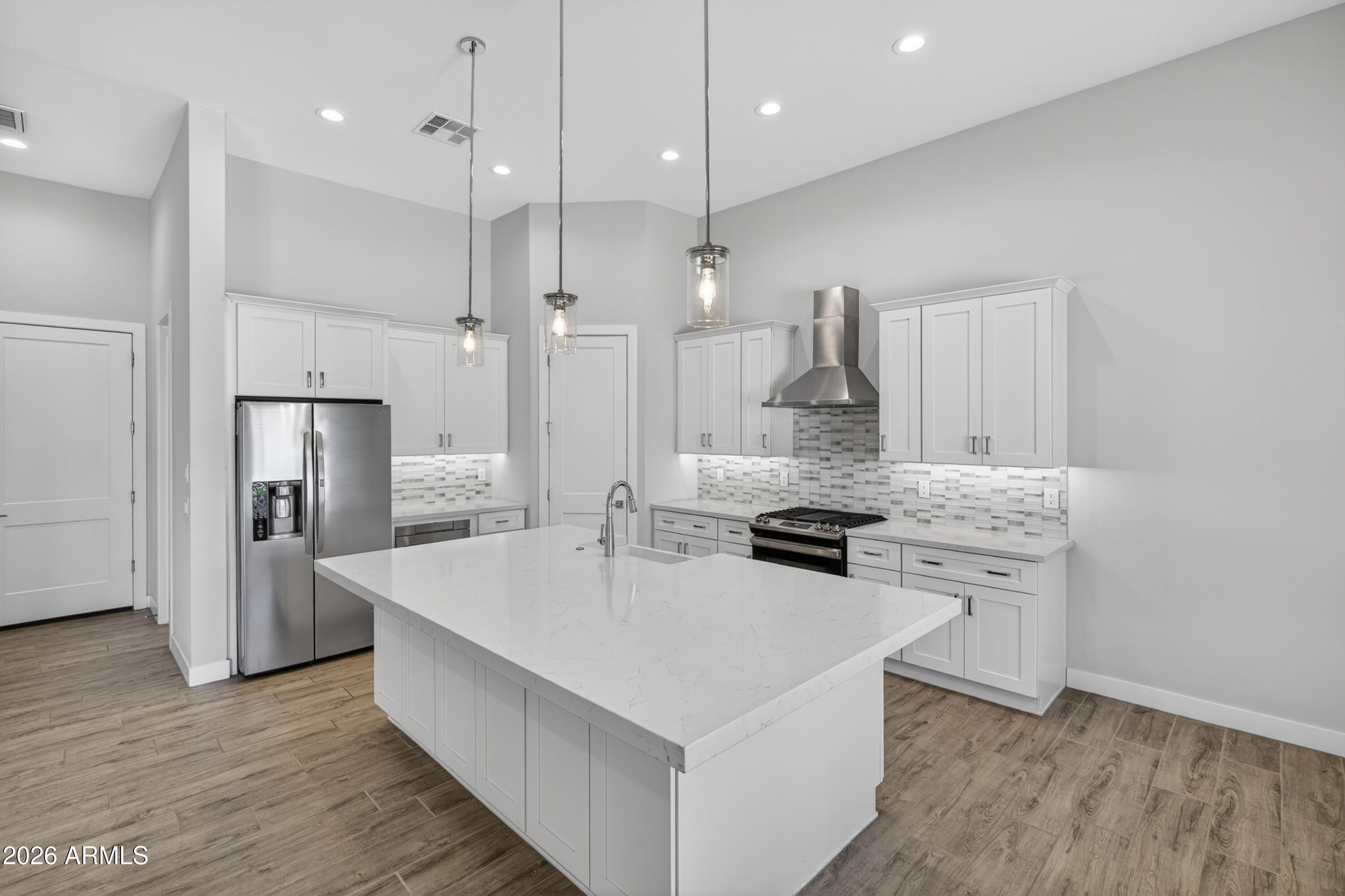 2120 W TANYA Trail