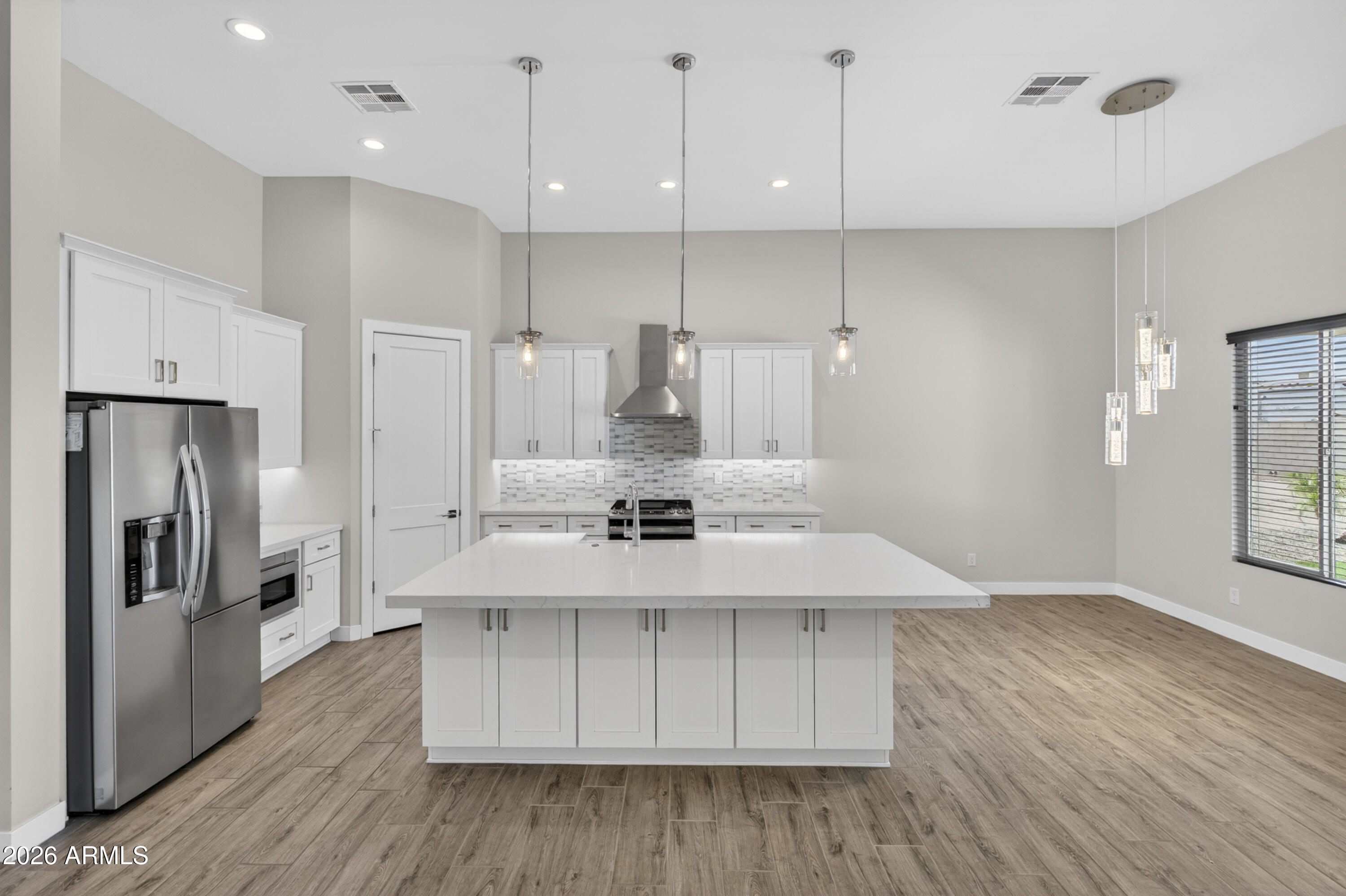 2120 W TANYA Trail