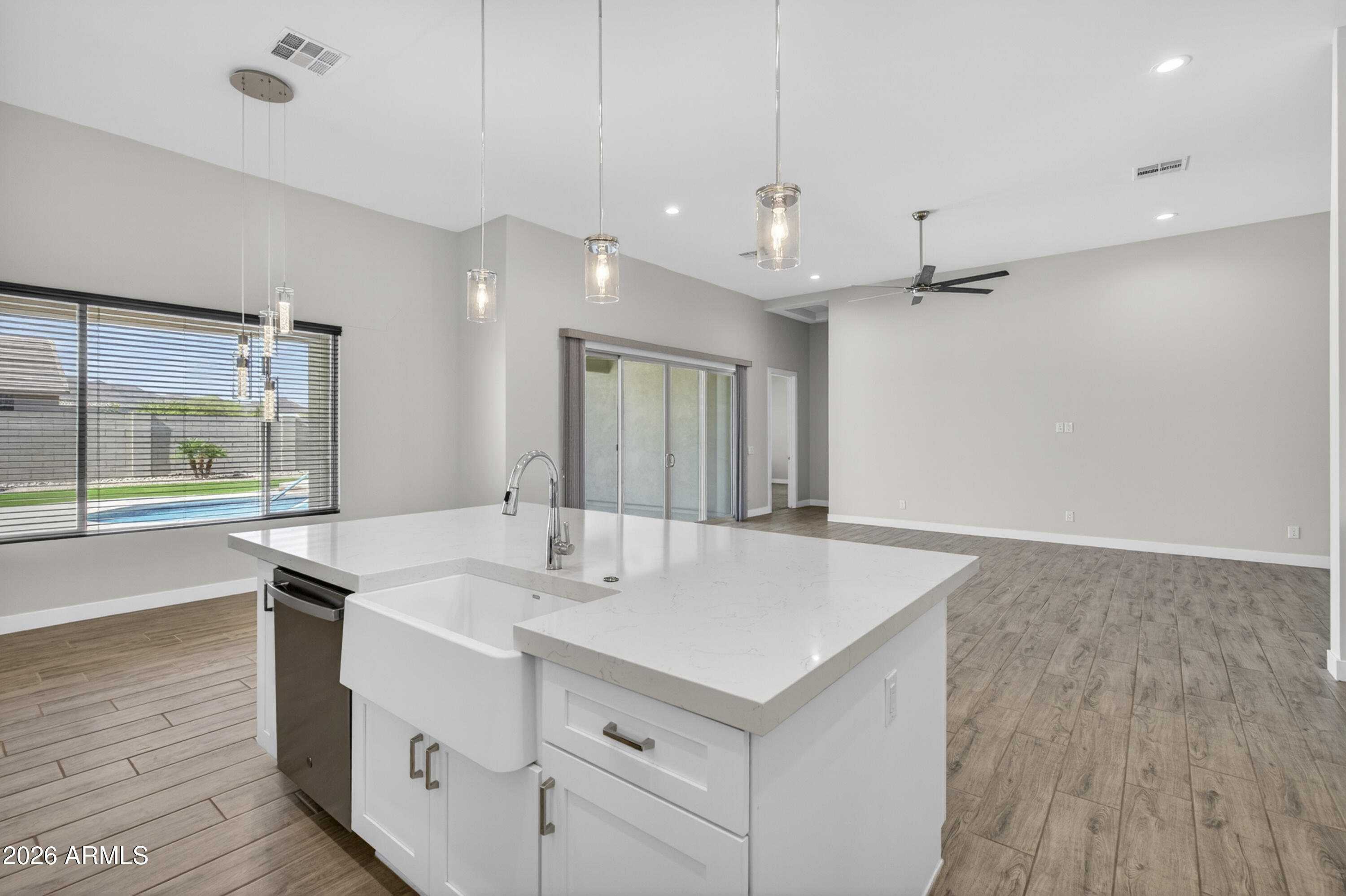 2120 W TANYA Trail