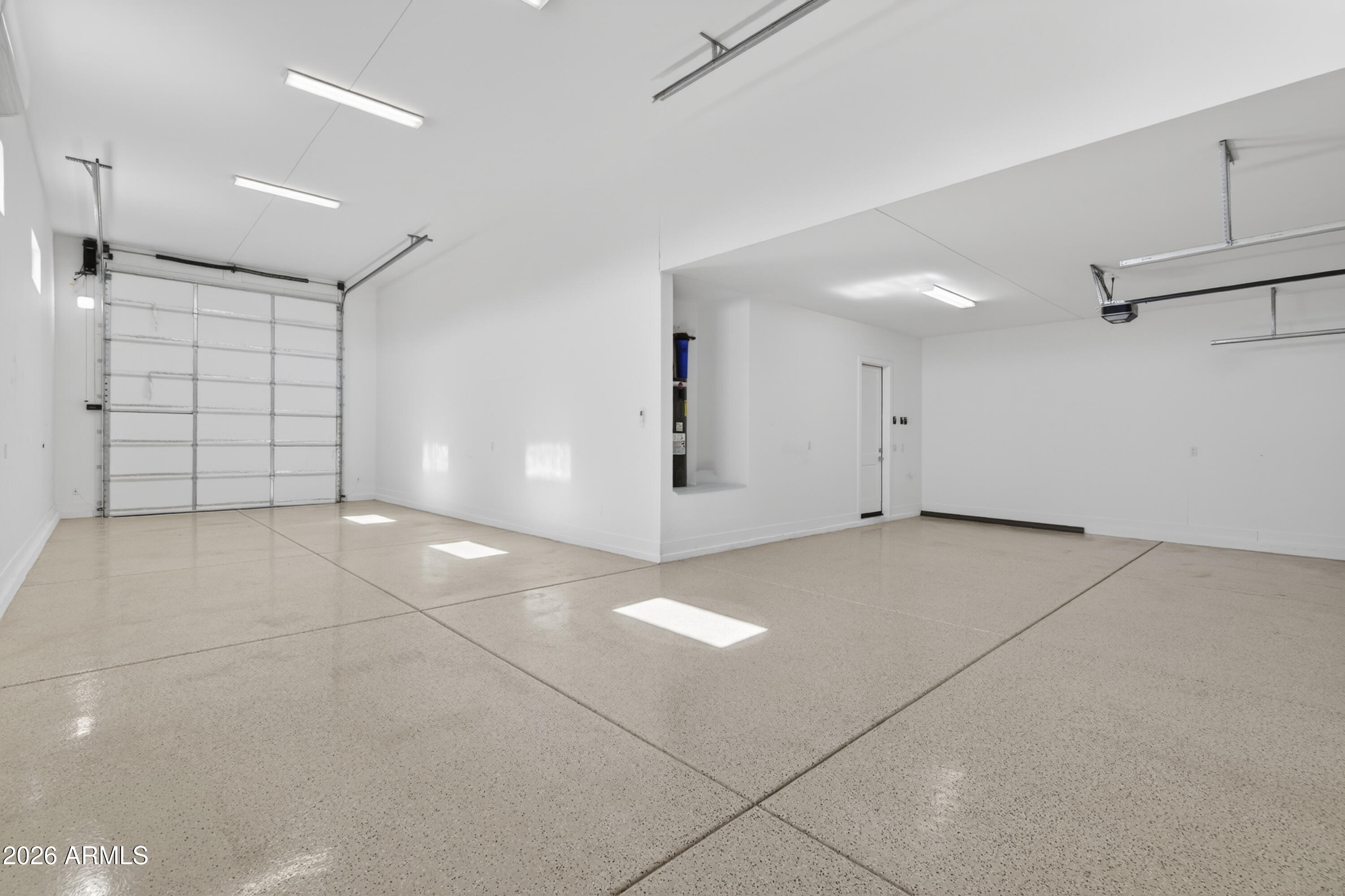 2120 W TANYA Trail
