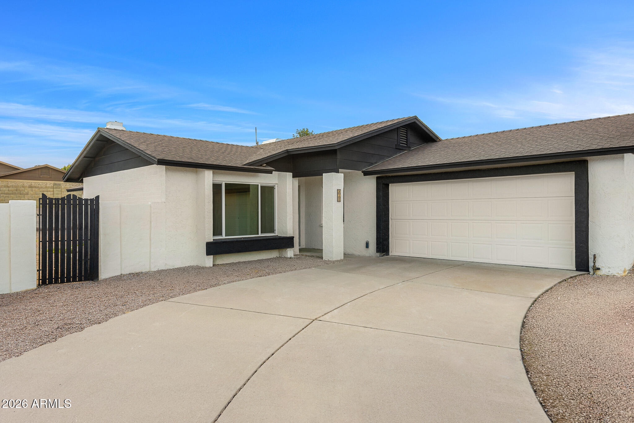 910 N 85TH Place