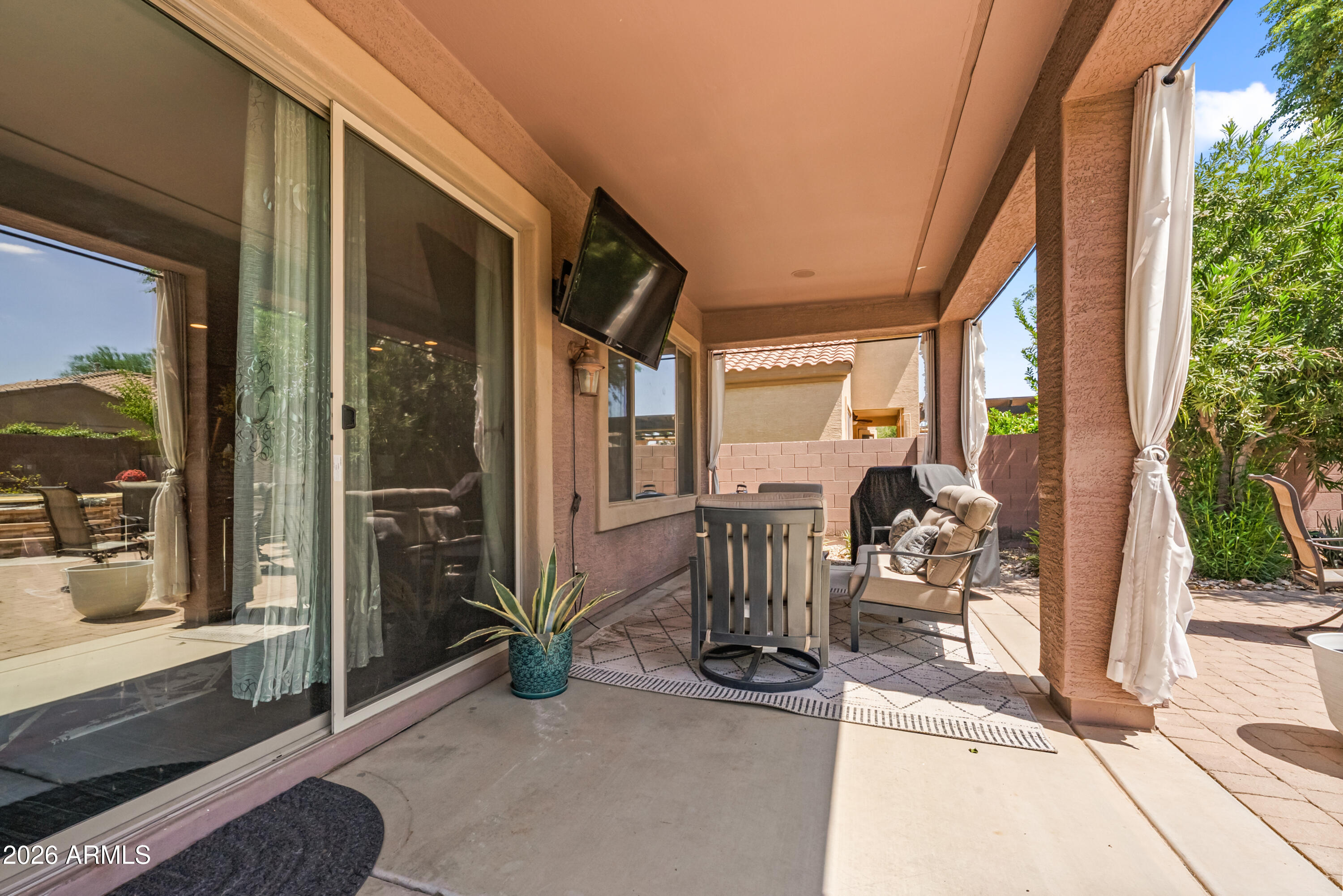 18333 W ESTES Way