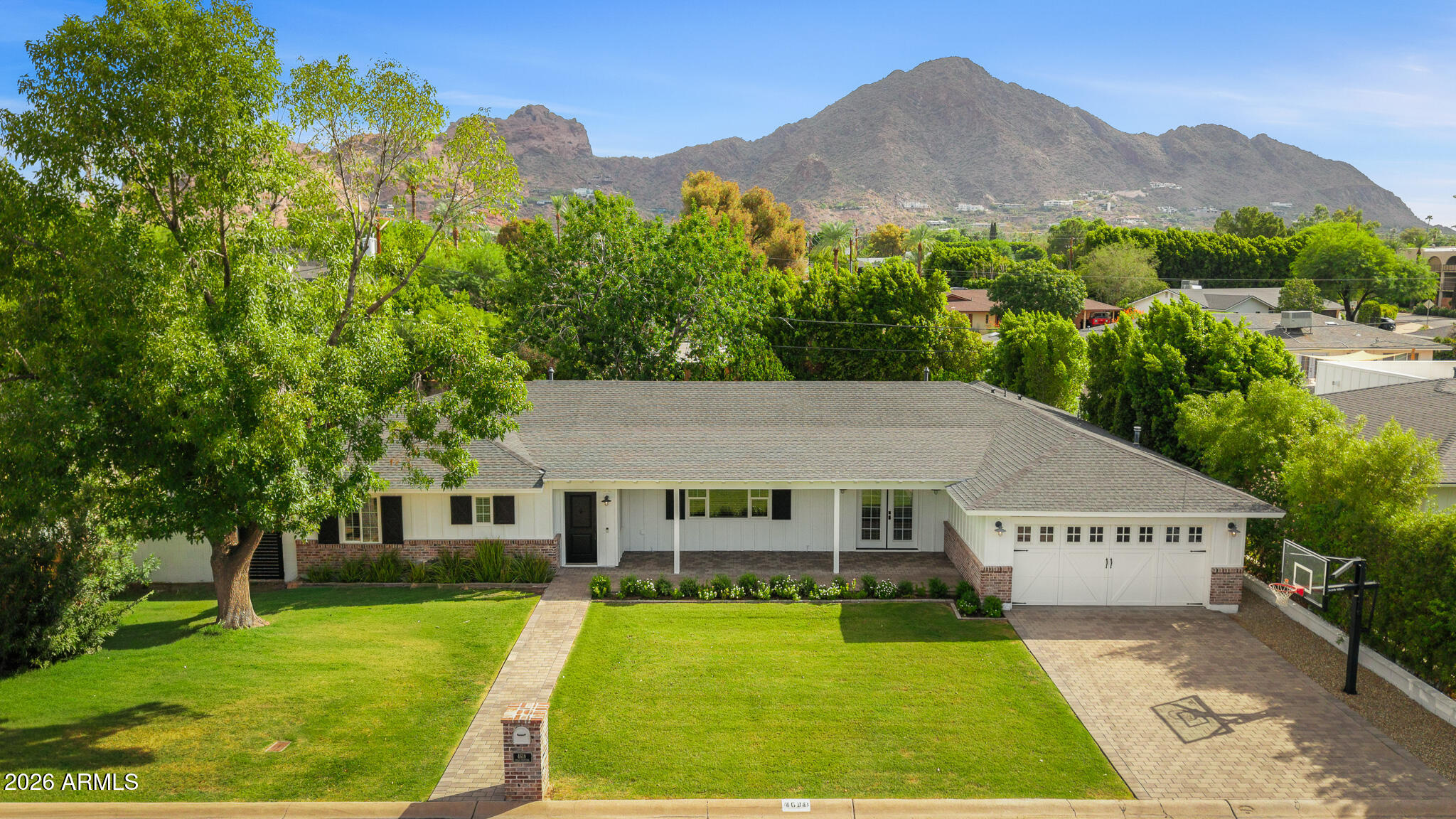 4618 E CALLE VENTURA