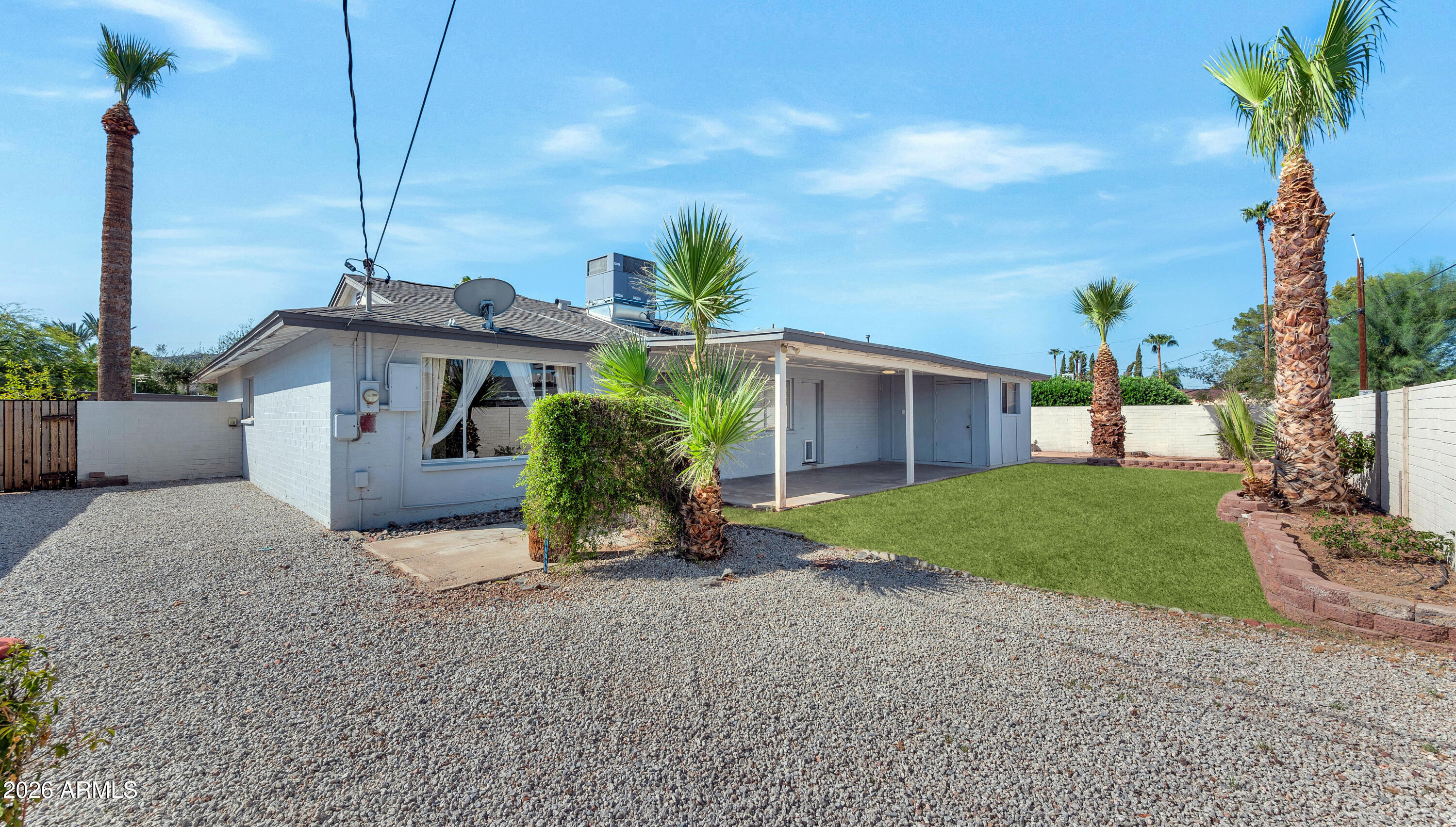 3904 E SAHUARO Drive