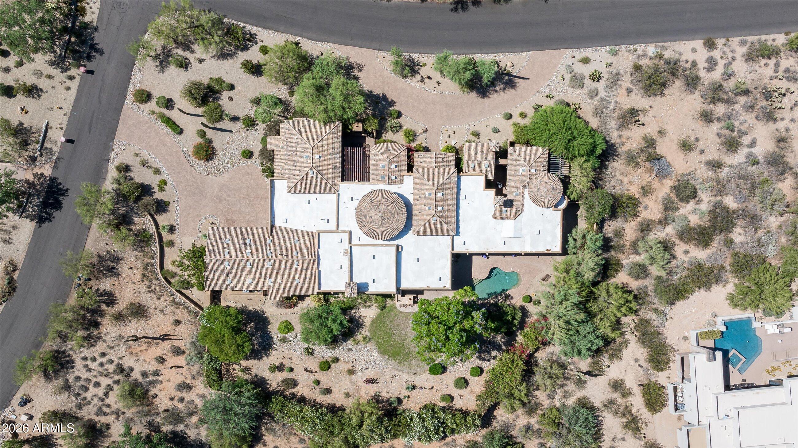 10304 E FOOTHILLS Drive