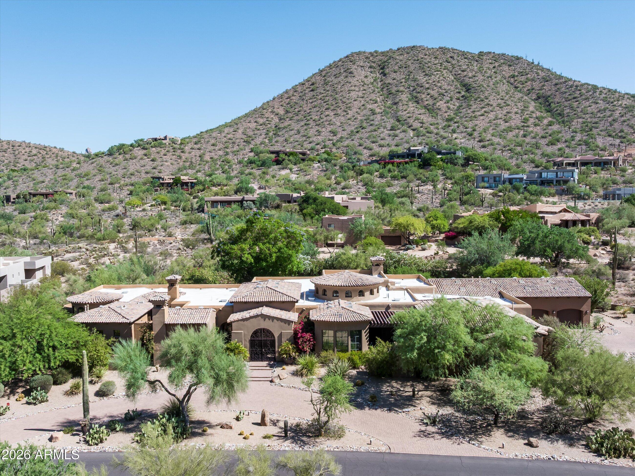 10304 E FOOTHILLS Drive